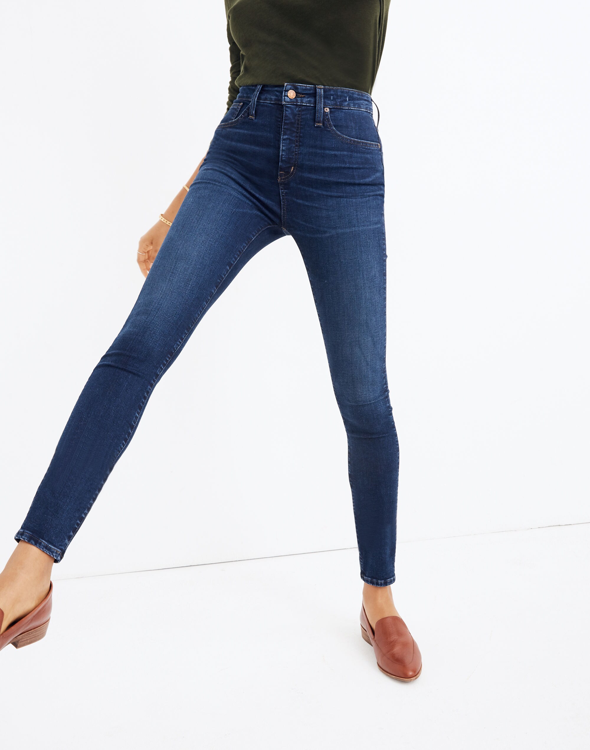 Curvy High-Rise Skinny Jeans in Tarren Wash: THERMOLITE&reg; Edition