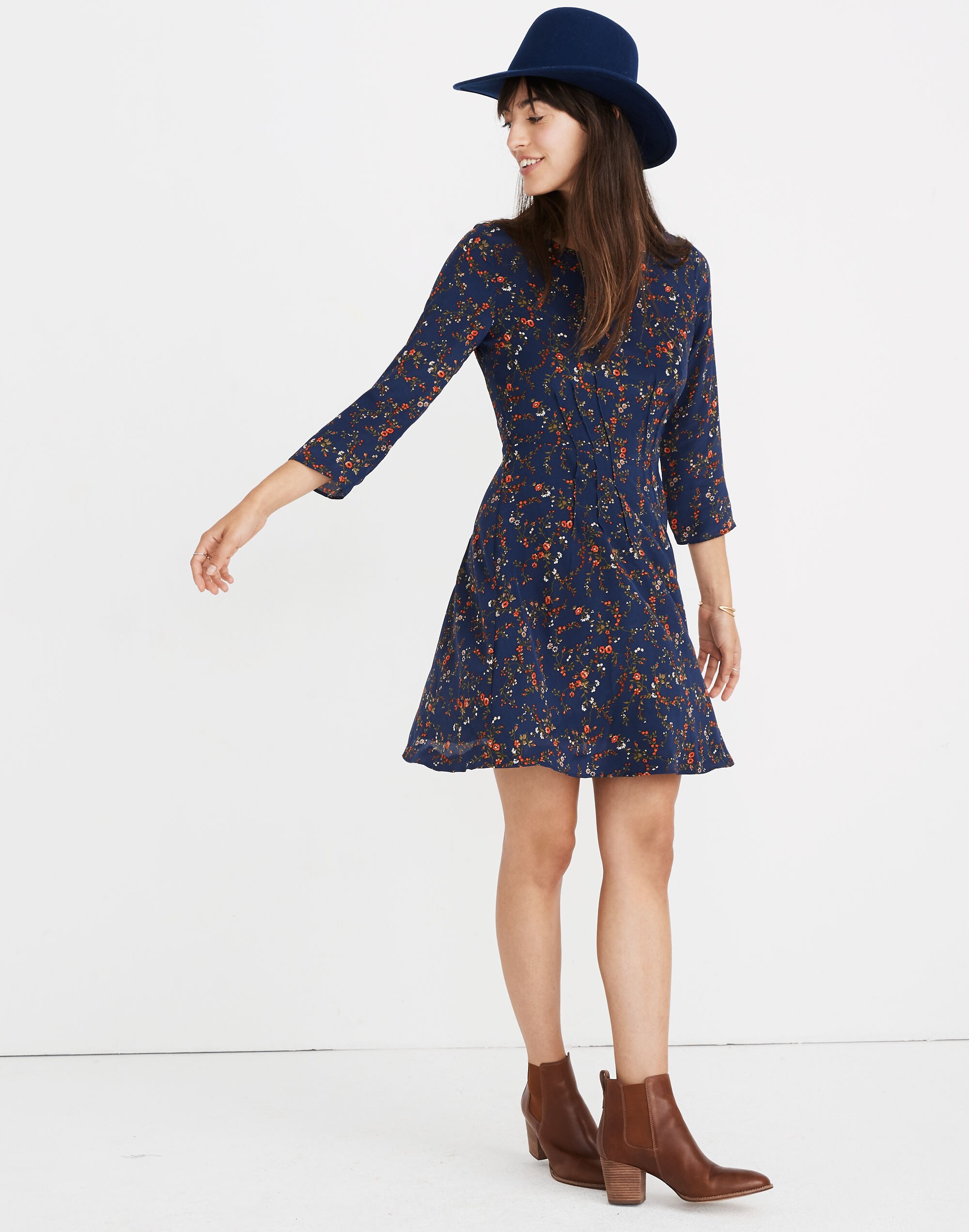 Silk Boatneck Pintuck Dress in Moonless Floral