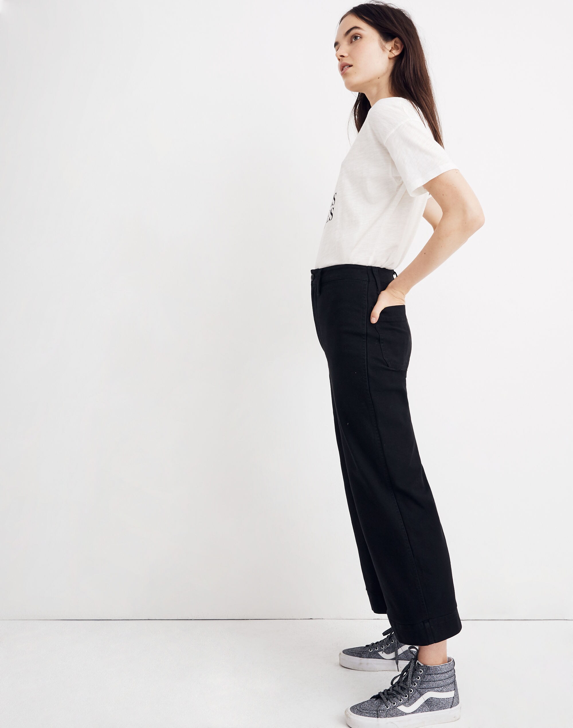 Les Femmes Modernes Whisper Cotton Crewneck Tee