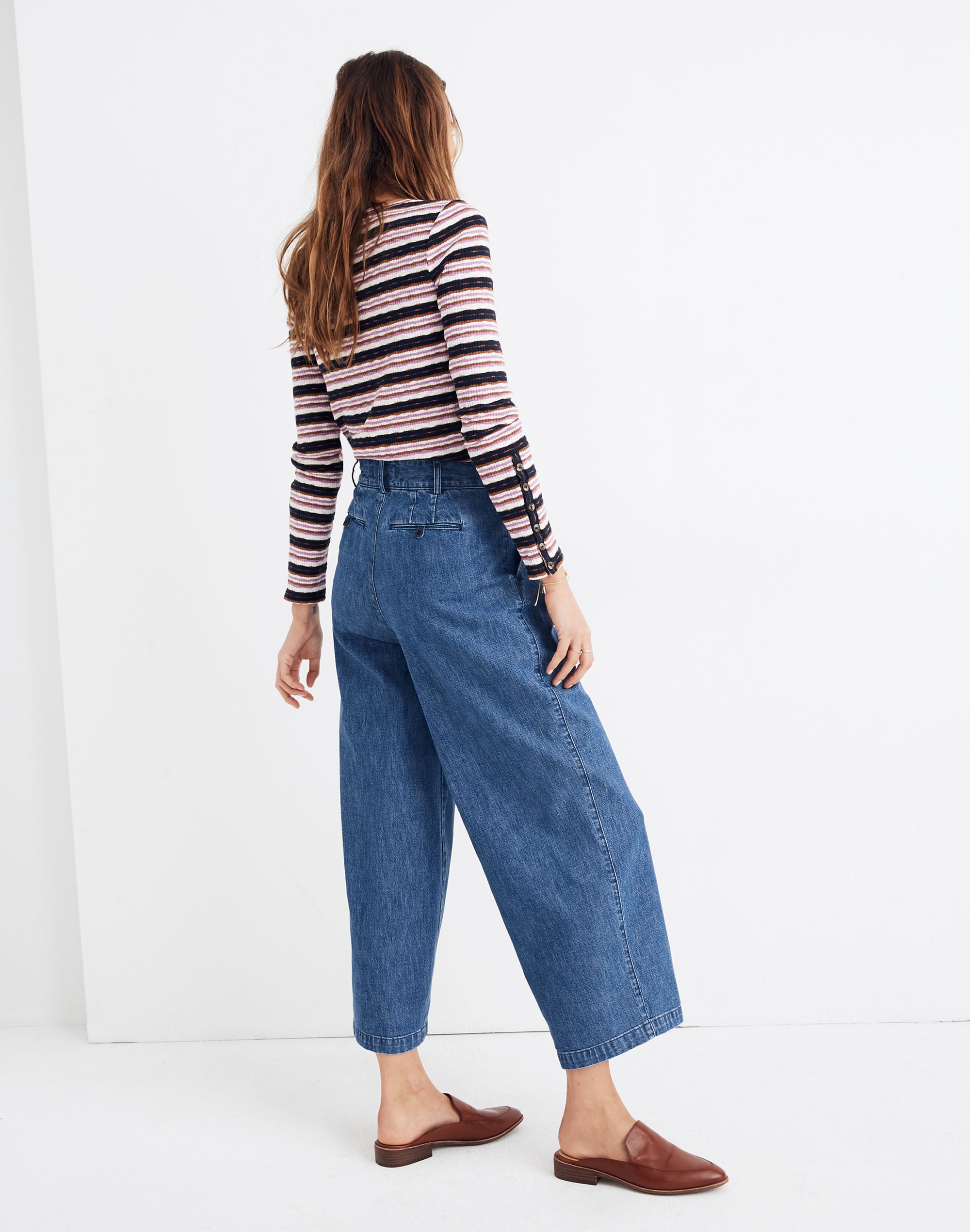 Pleated Wide-Leg Jeans