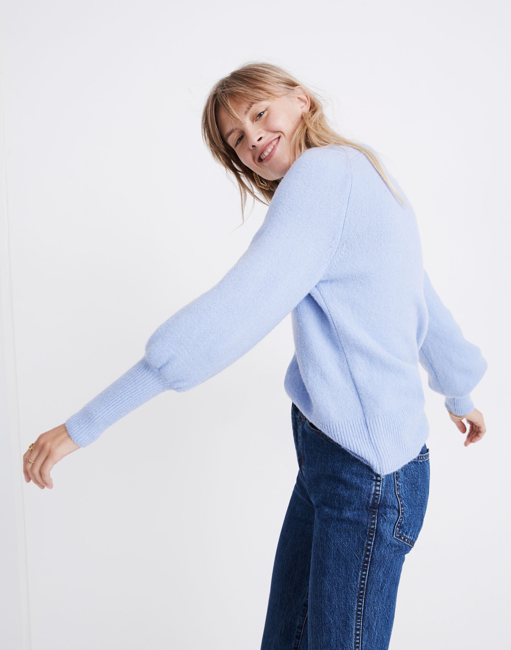 Dashwood V-Neck Sweater in Coziest Yarn