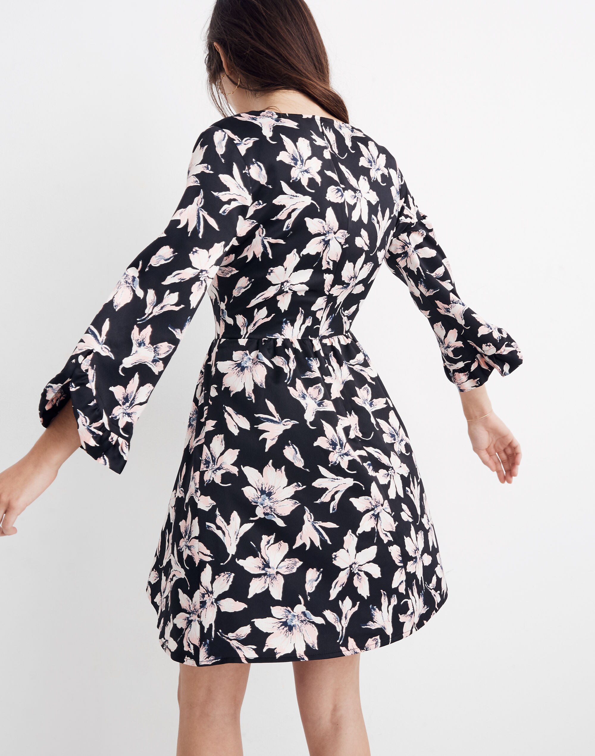 Moonblossom Ruffle-Sleeve Dress in Winter Orchid