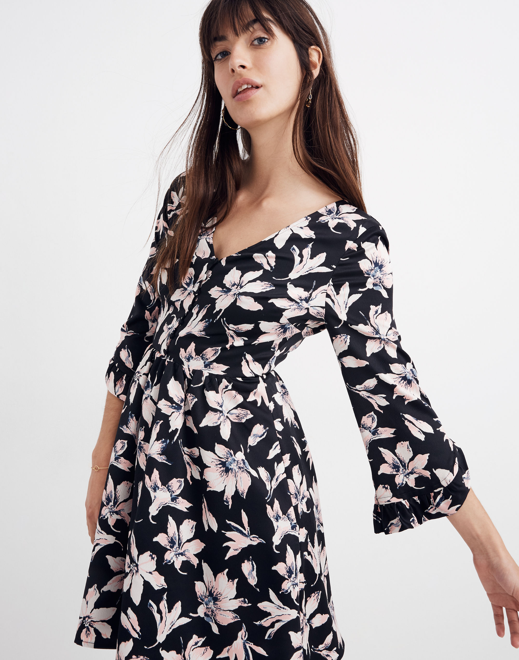 Moonblossom Ruffle-Sleeve Dress in Winter Orchid