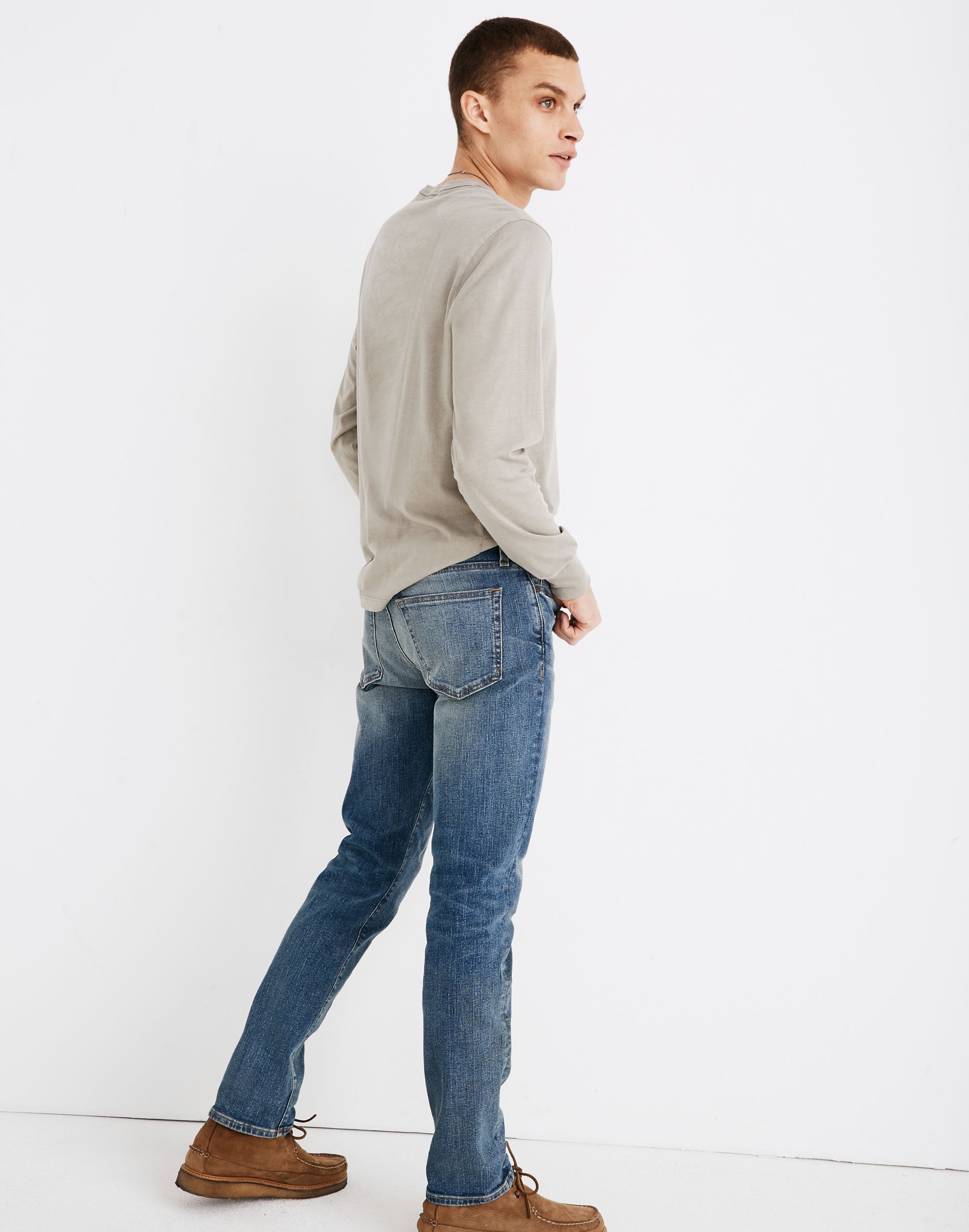 Straight Jeans in Danforth Wash