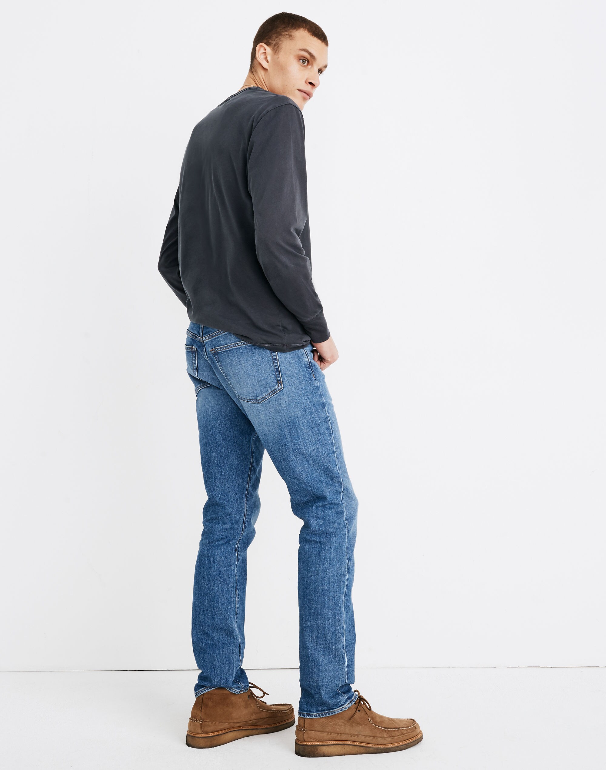 Straight Everyday Flex Jeans in Leesburg Wash: Eco Edition