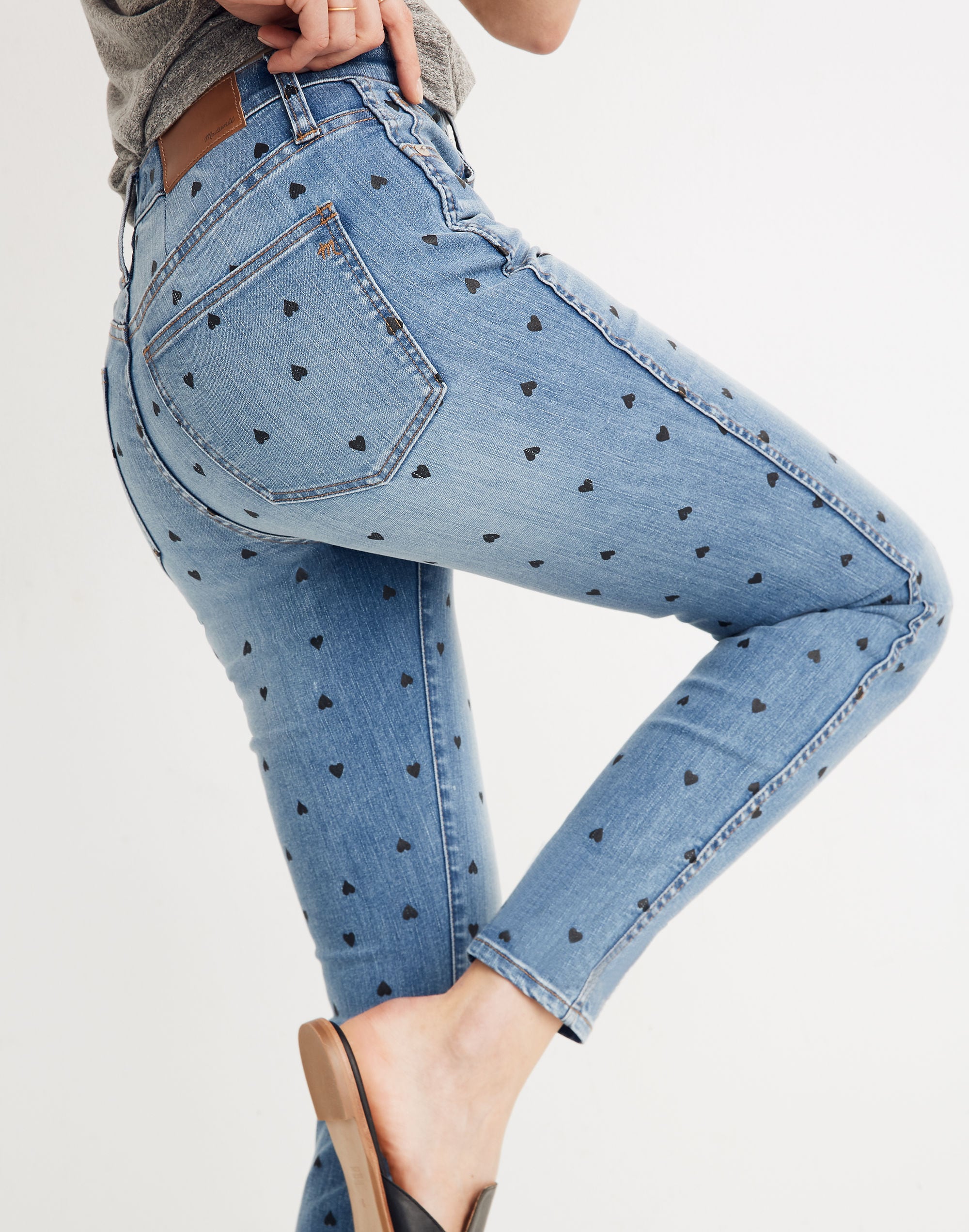 10" High-Rise Skinny Crop Jeans: Heart Print Edition