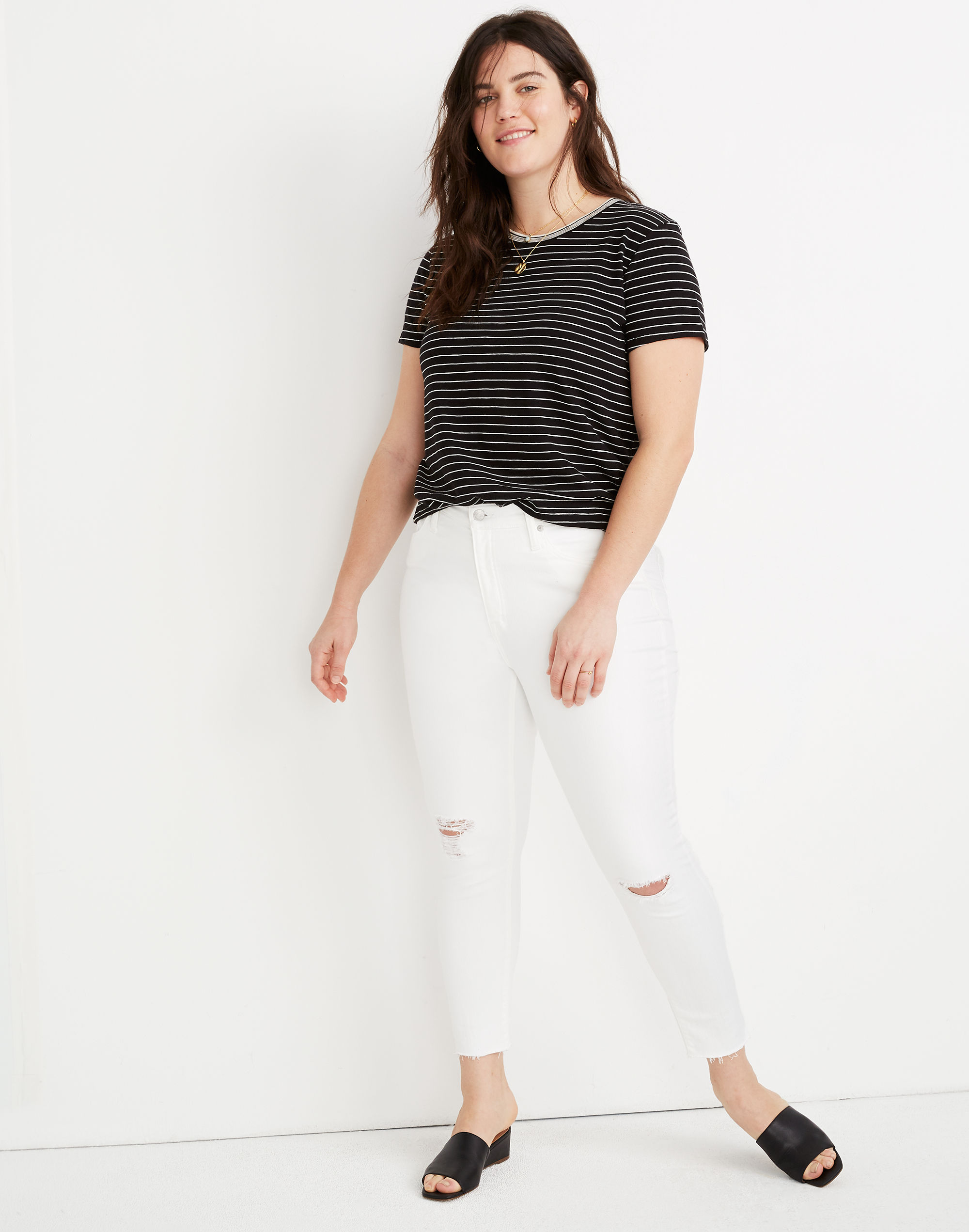 Petite 9" Mid-Rise Skinny Crop Jeans in Pure White: Knee-Rip Edition