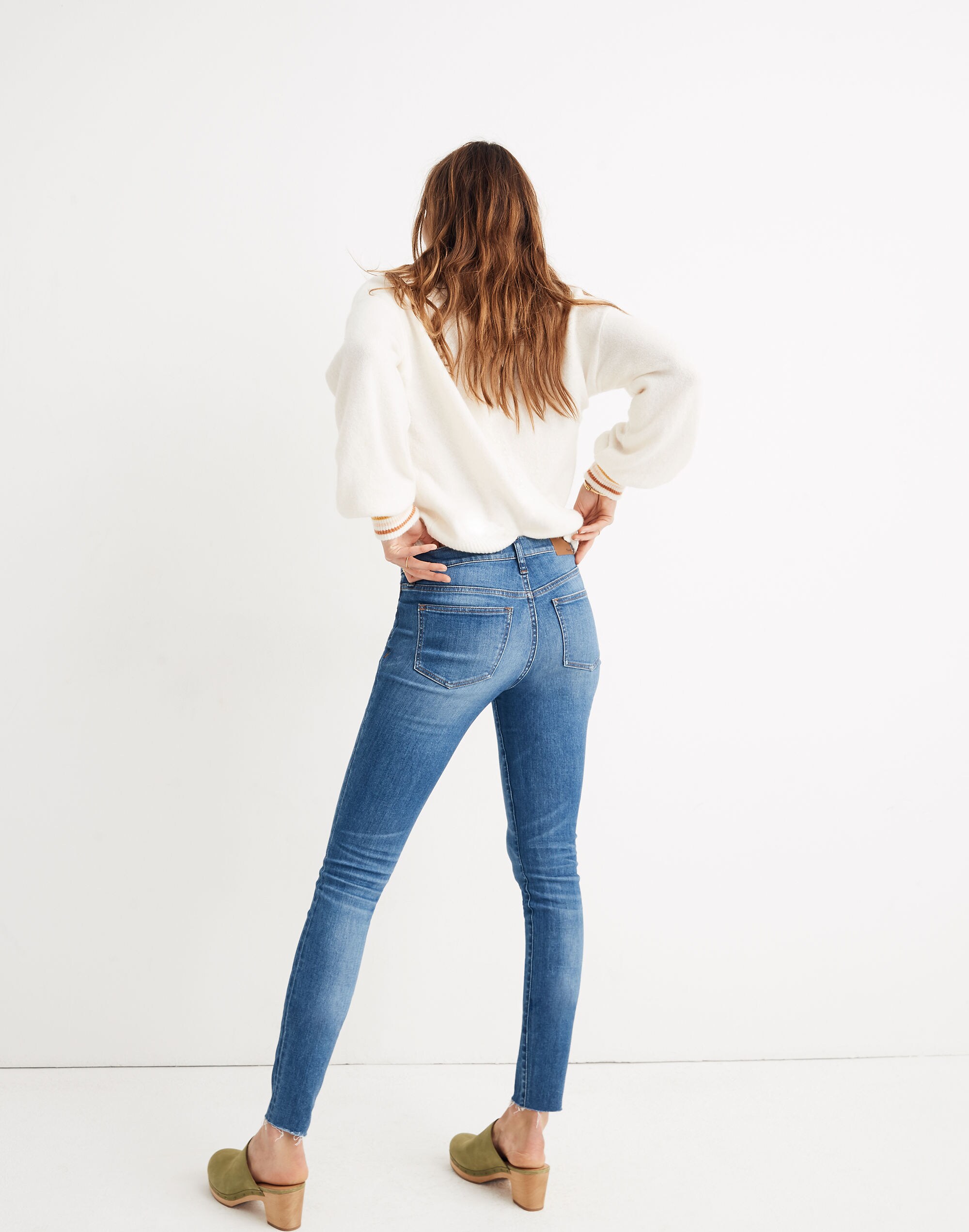 8" Skinny Jeans in Miranda Wash