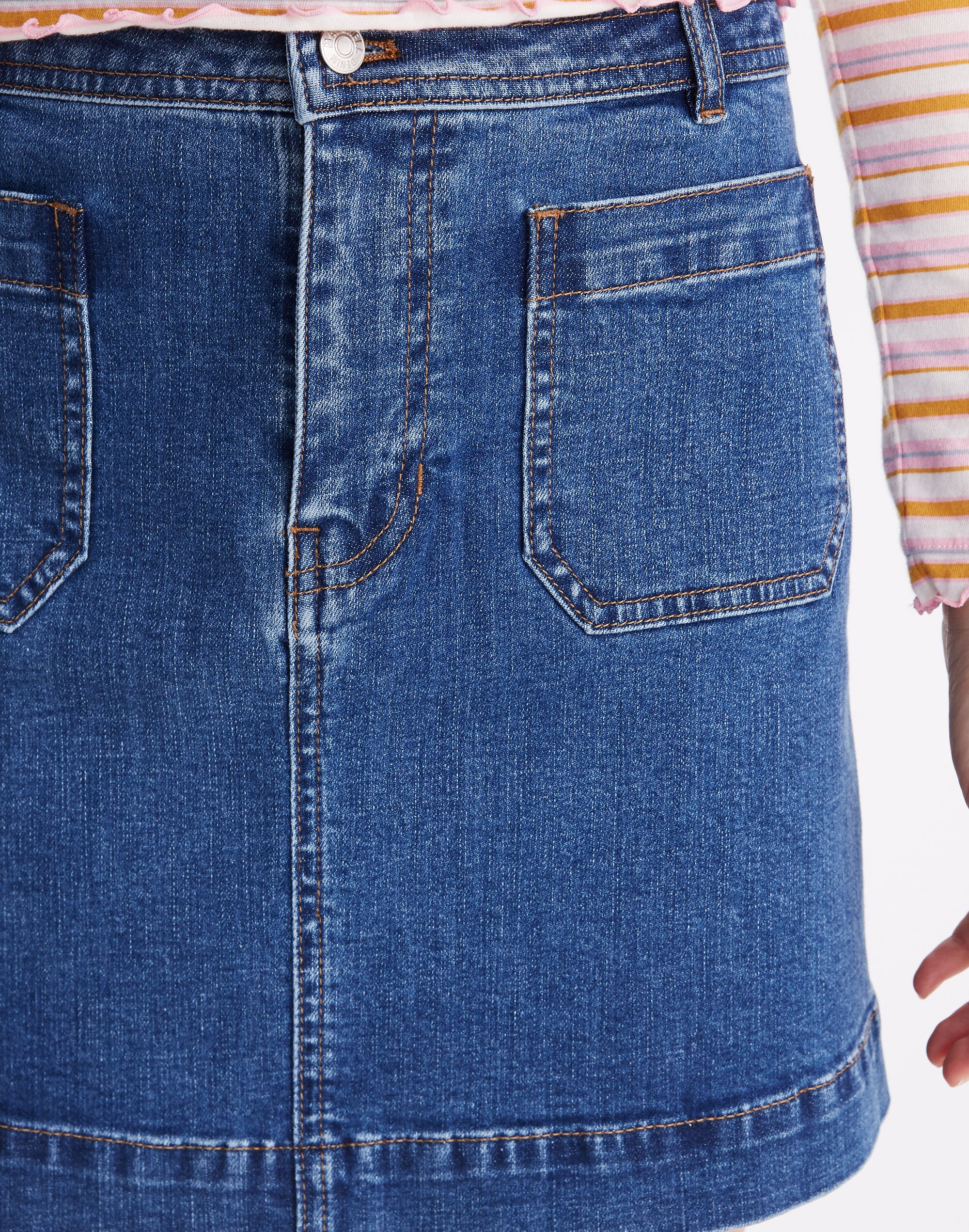 Stretch Denim A-Line Mini Skirt in Cassius Wash