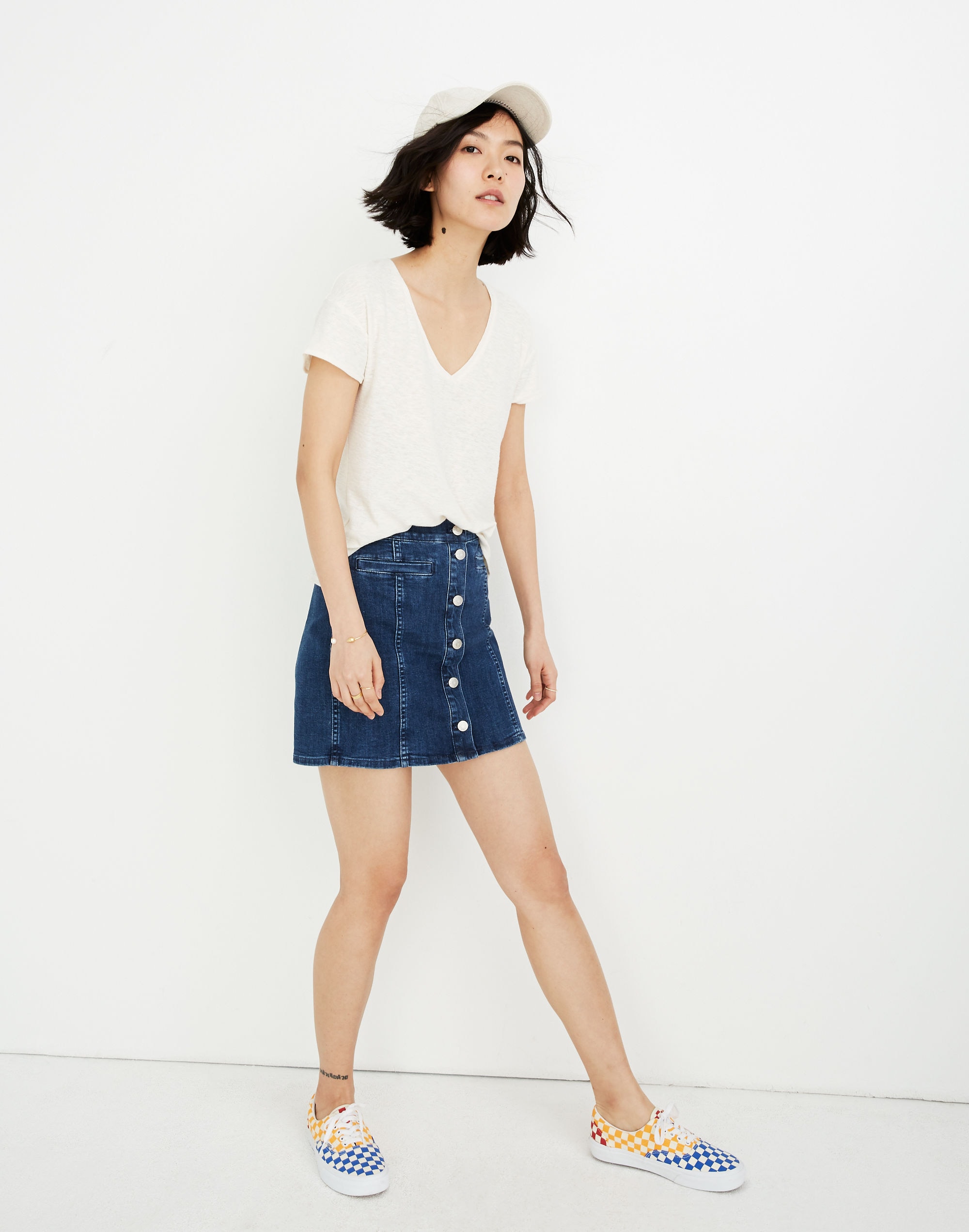 Stretch Denim Straight Mini Skirt in Marsden Wash