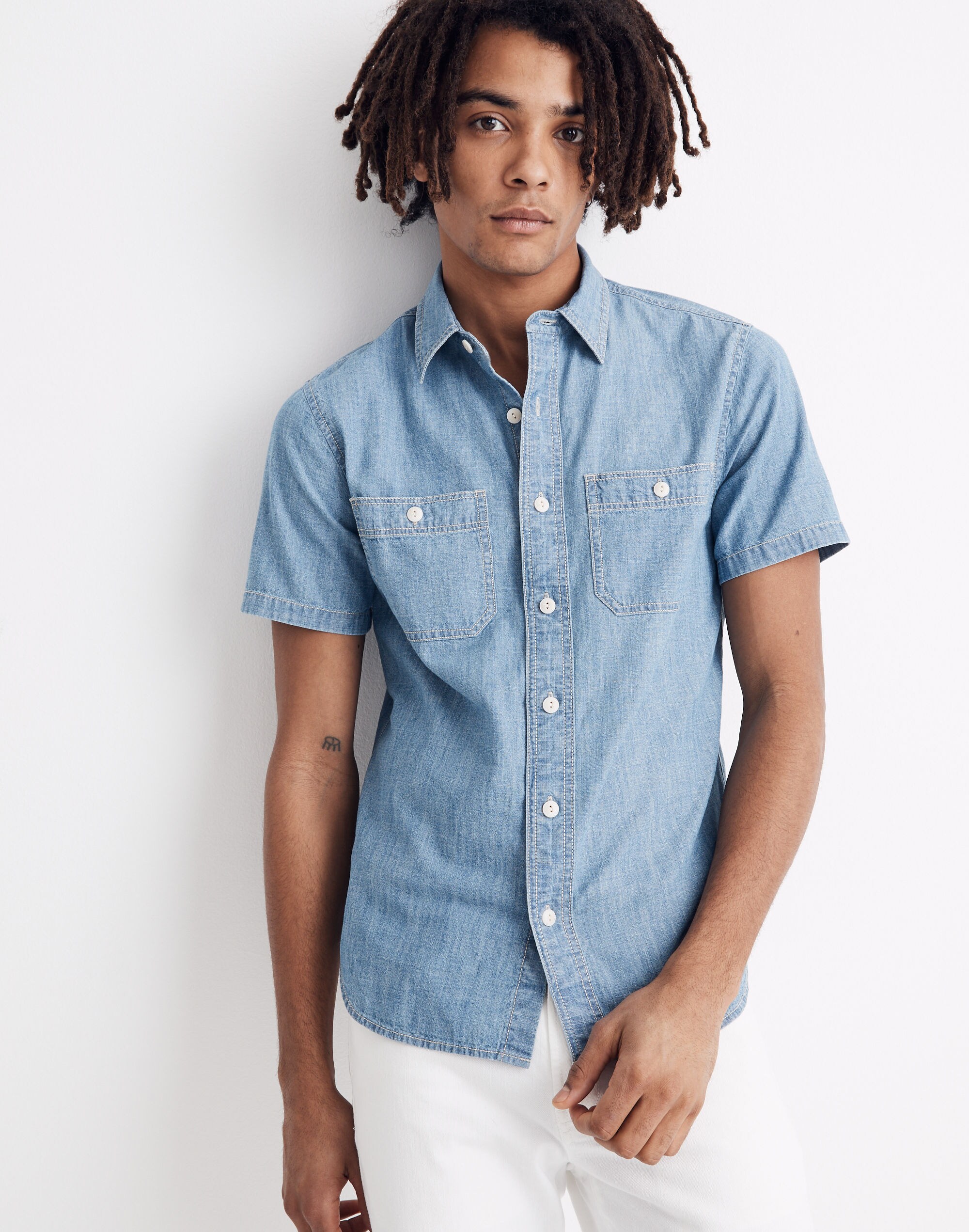 Chambray Short-Sleeve Button-Down Shirt