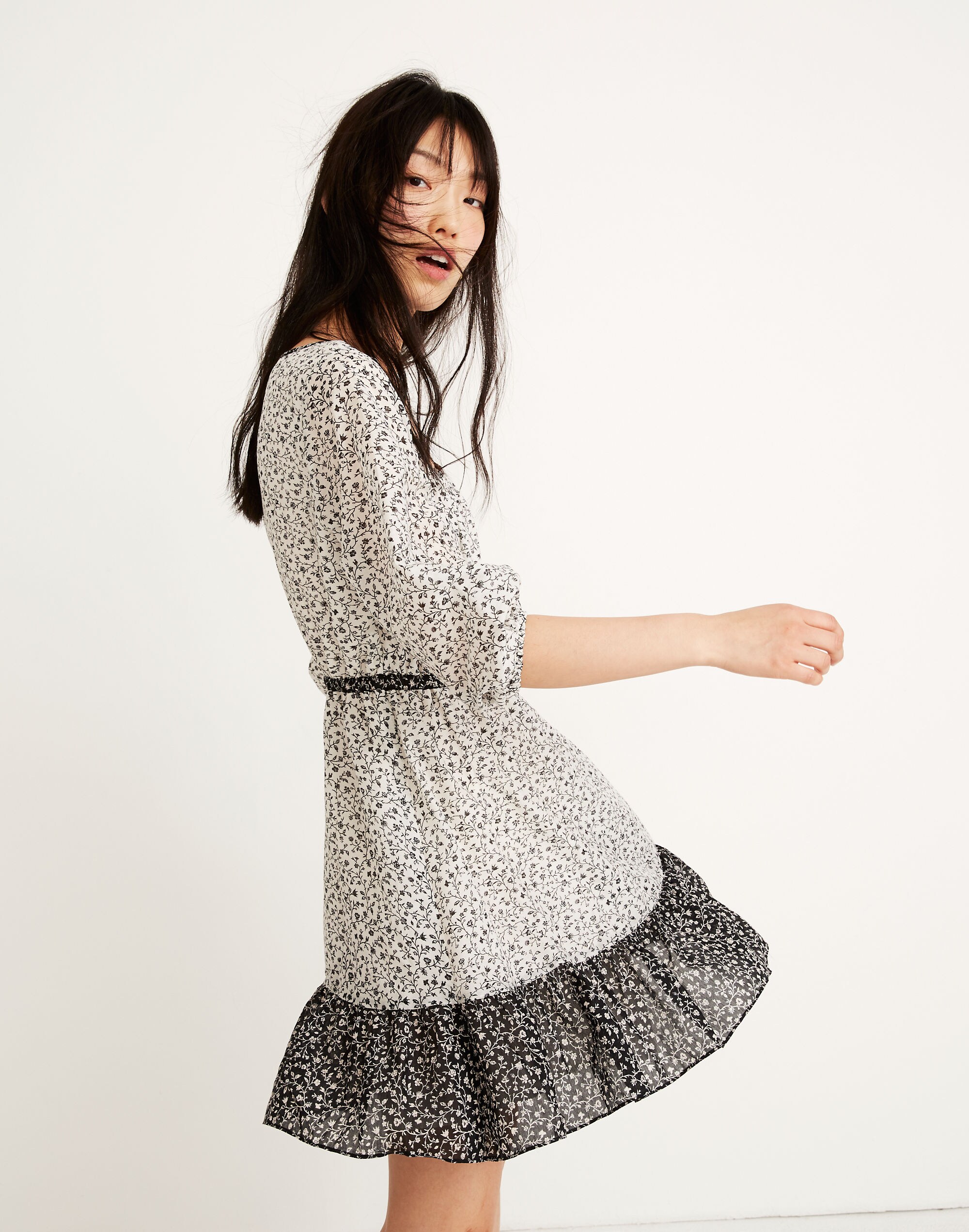 Pattern-Mix Ruffle-Hem Dress in Garden Toile