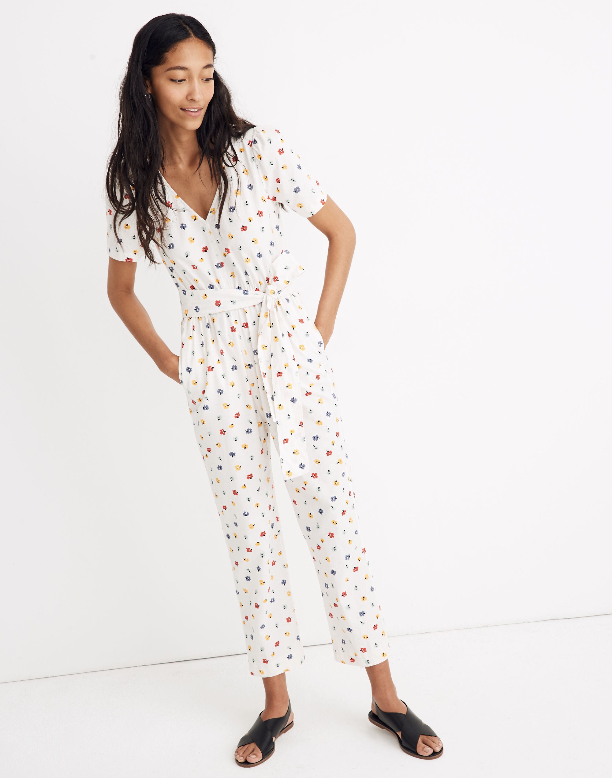 Petite Puff-Sleeve Tapered Jumpsuit in Confetti Floral