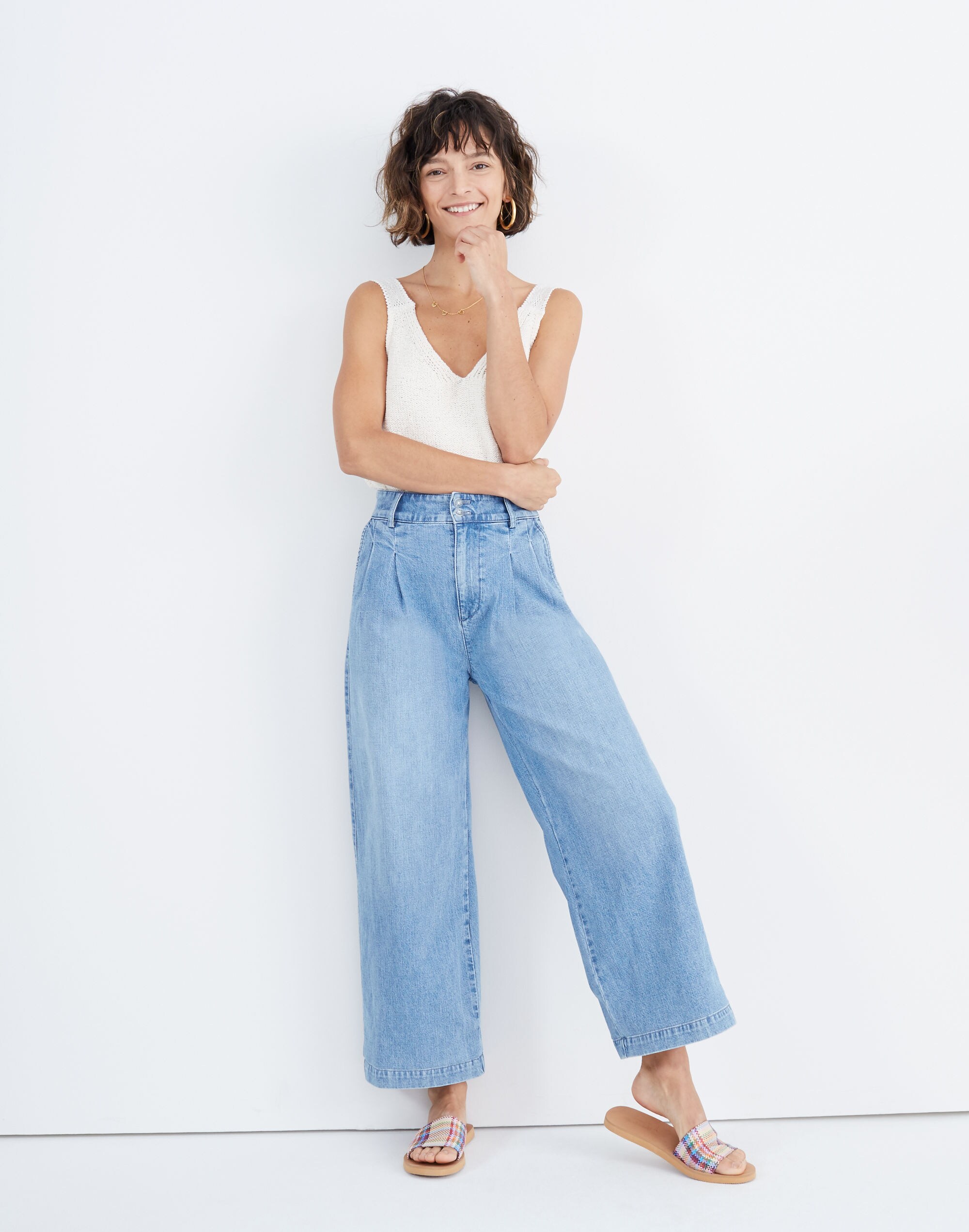Pleated Wide-Leg Jeans in Kinnon Wash