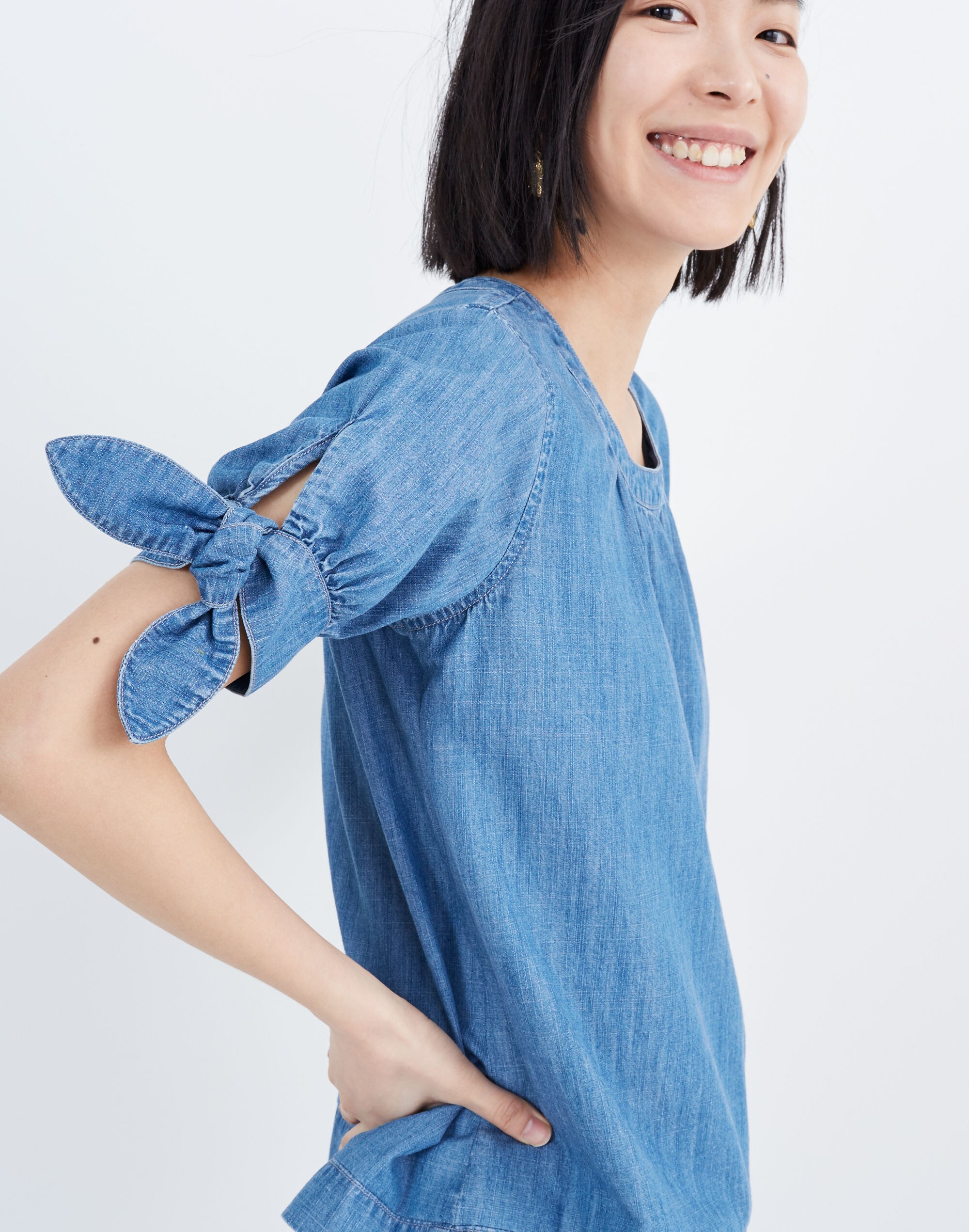 Denim Tie-Cuff Shirt in Caden Wash