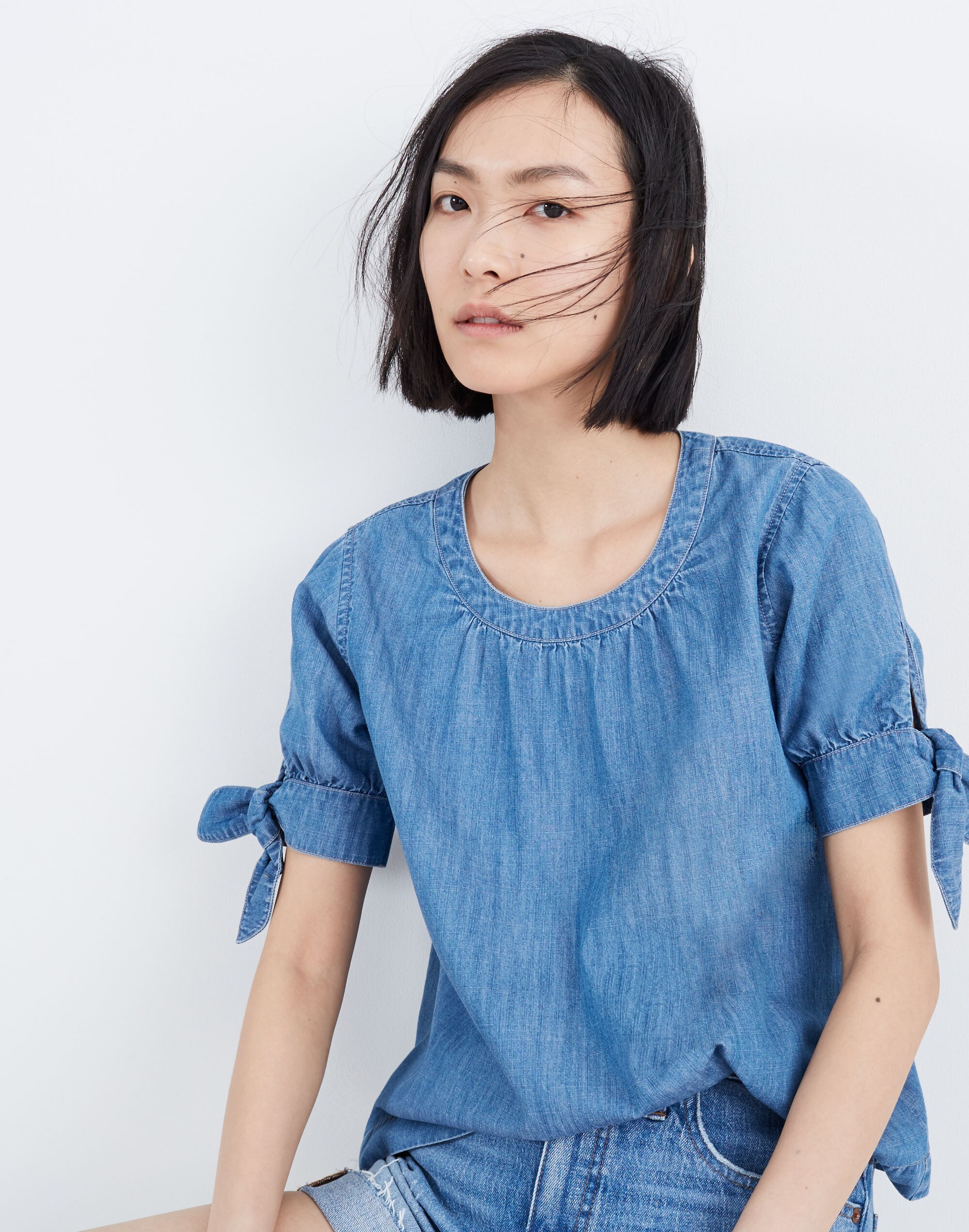 Denim Tie-Cuff Shirt in Caden Wash