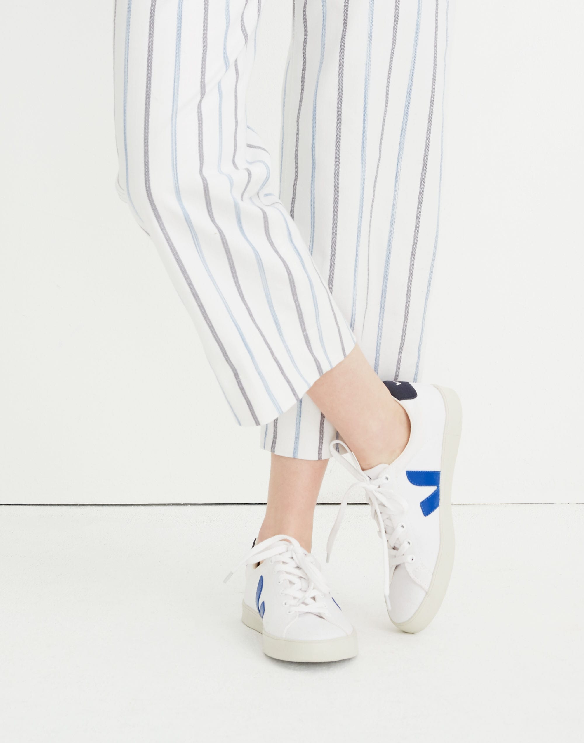 Veja&trade; Canvas Esplar SE Low Sneakers in White with Blue Accents