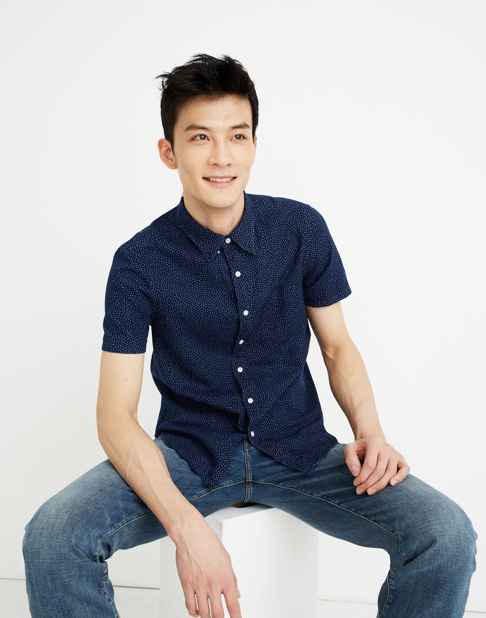 Short-Sleeve Button-Down Shirt in Indigo Dots