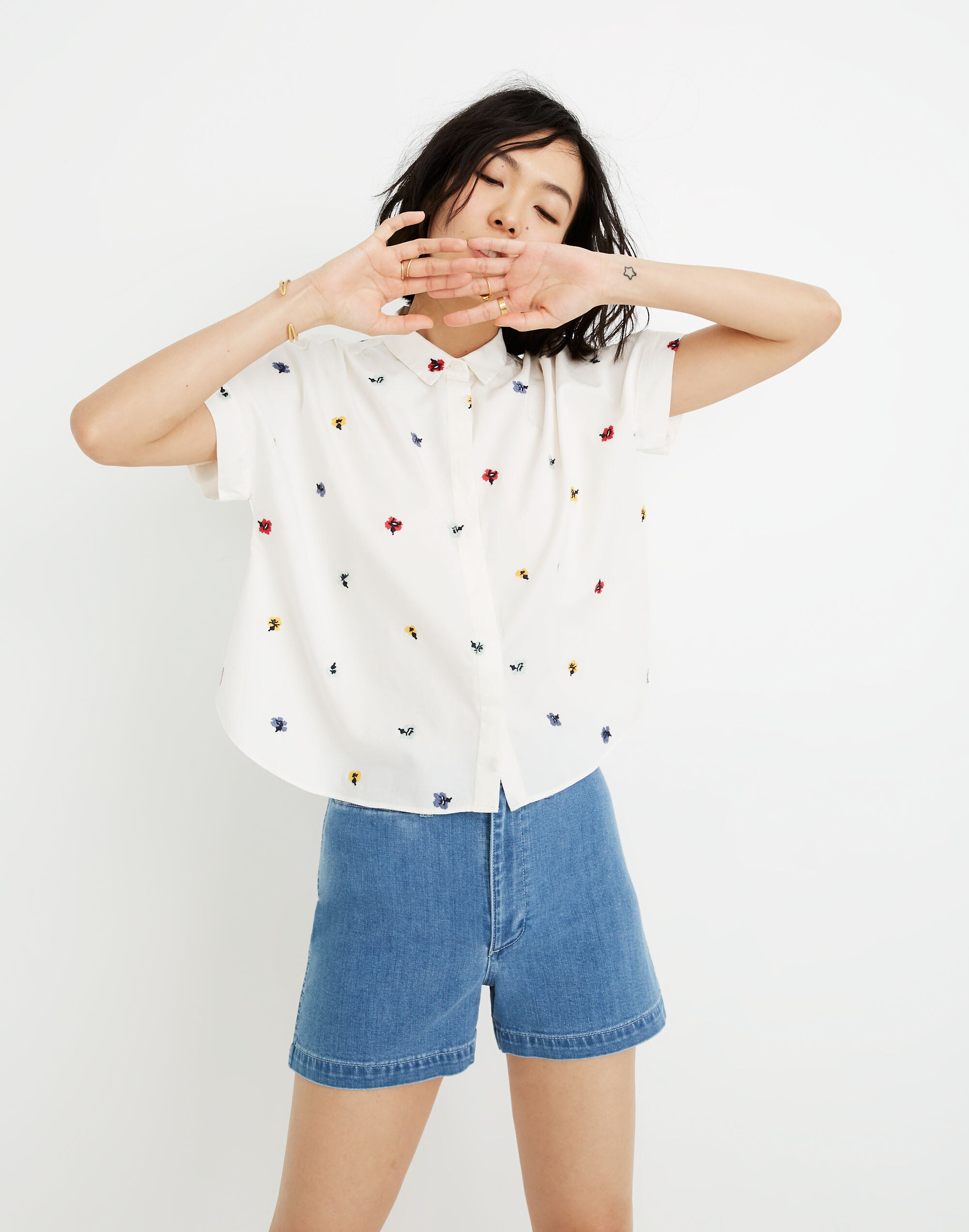 Embroidered Hilltop Shirt in Confetti Floral