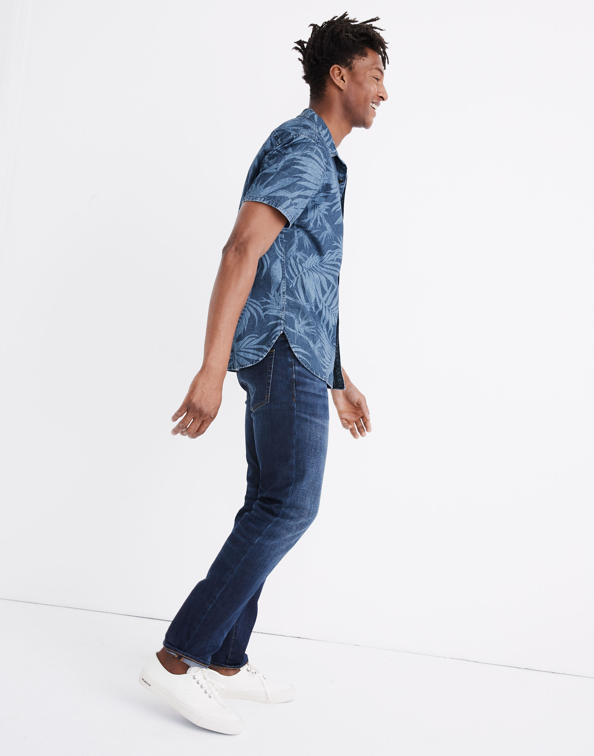 Short-Sleeve Button-Down Workshirt in Tropical Indigo