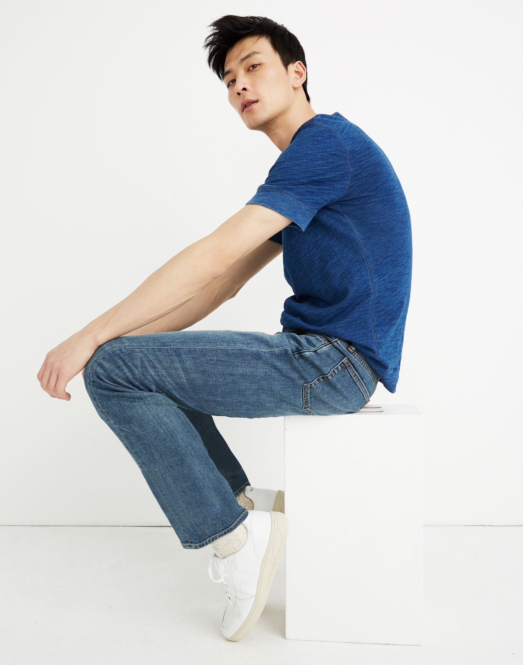 Straight Everyday Flex Jeans in Hutchins Wash