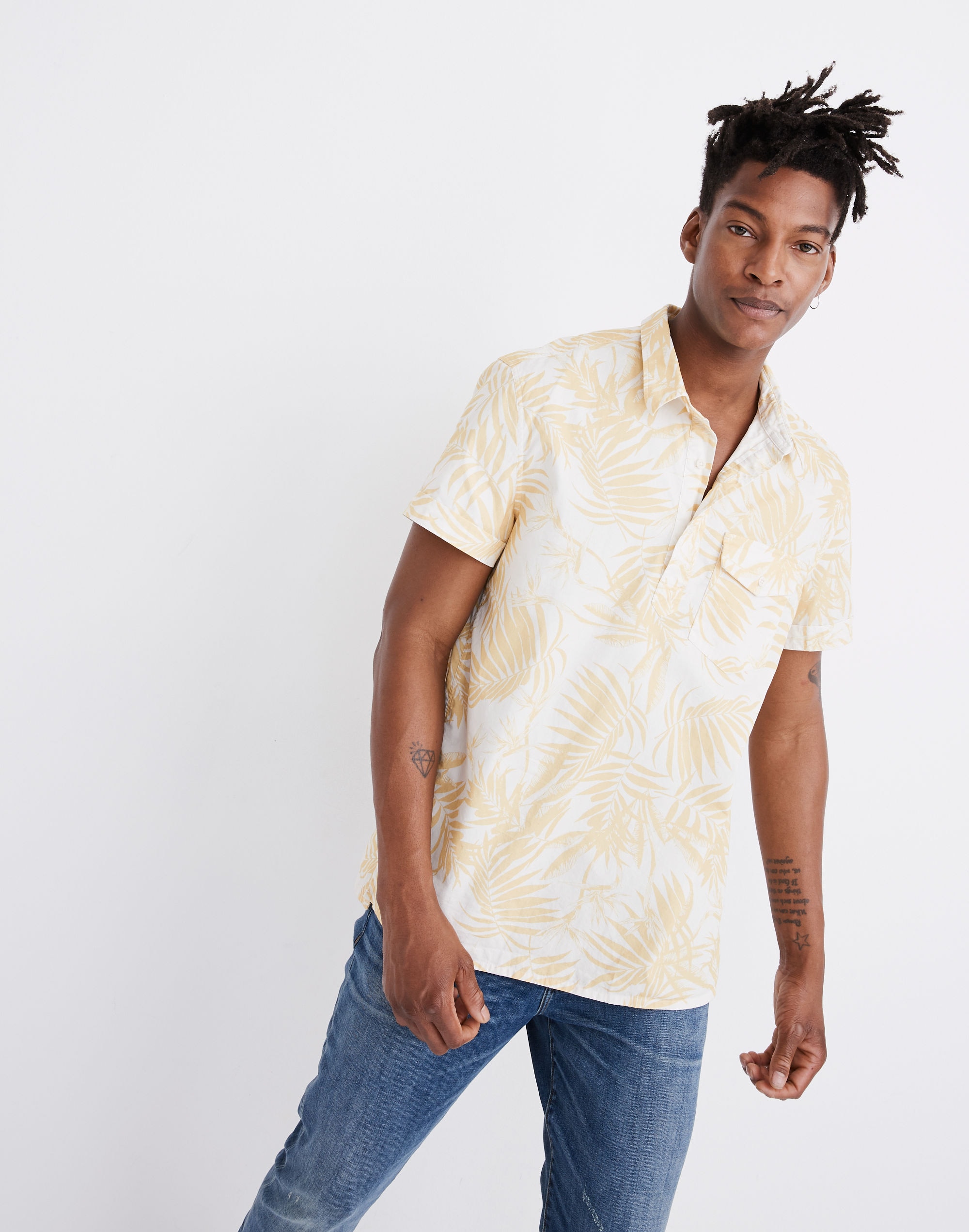 Short-Sleeve Pullover Workshirt in Tropical Print
