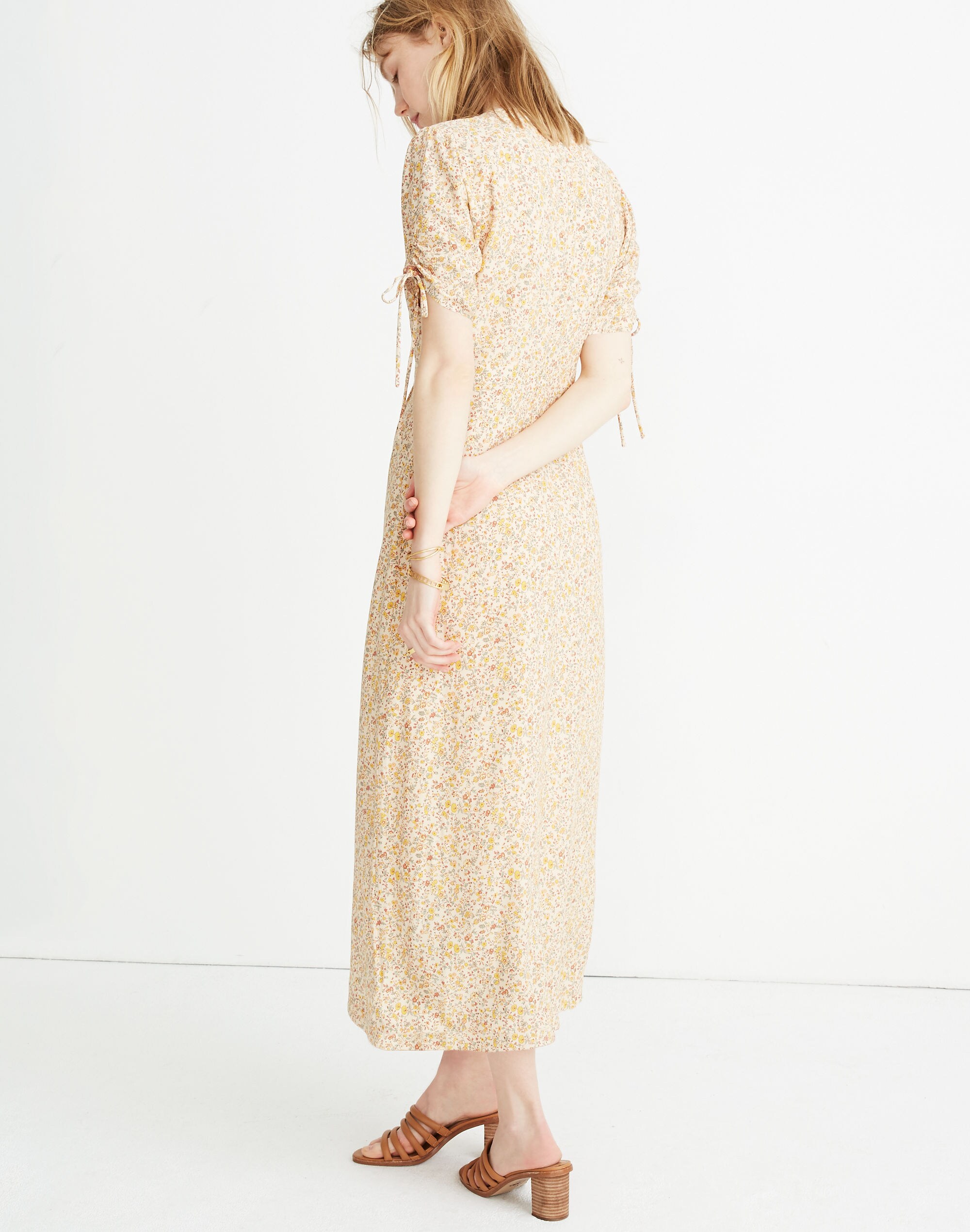 Peekaboo-Sleeve Maxi Dress in Blossoming Vines