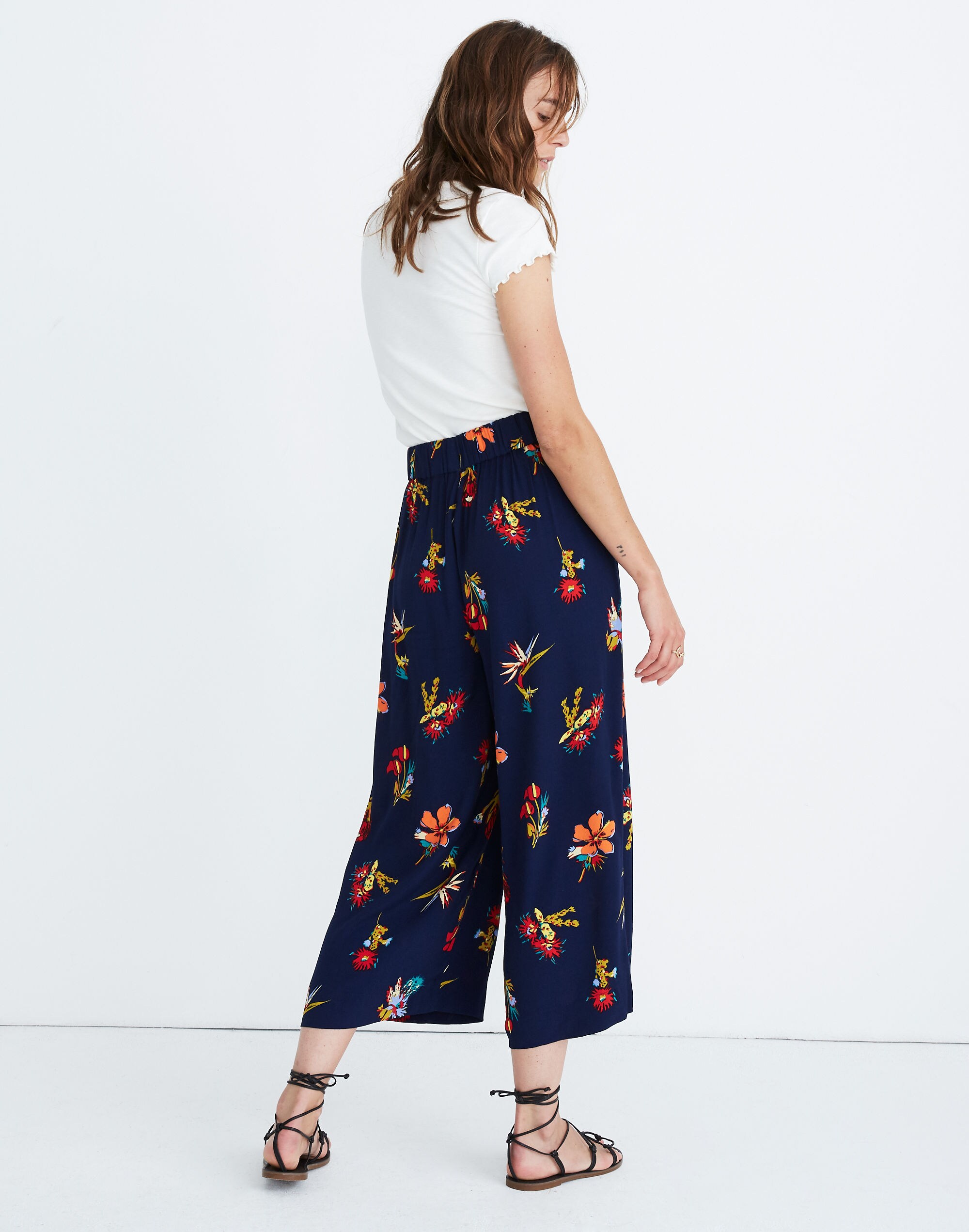 Huston Pull-On Crop Pants in Hawaiian Hideaway