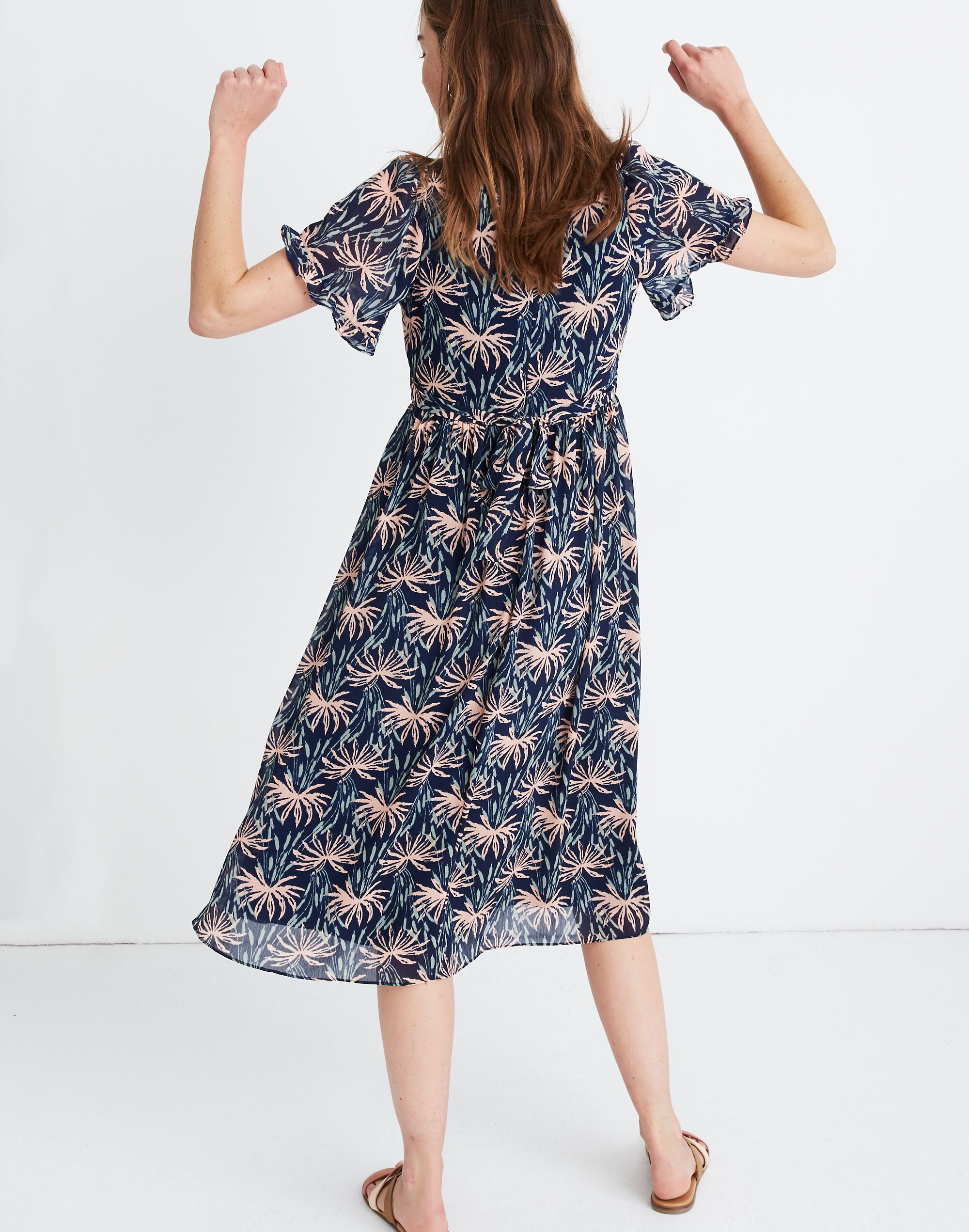Ruffle-Sleeve Midi Dress in Oasis Palms