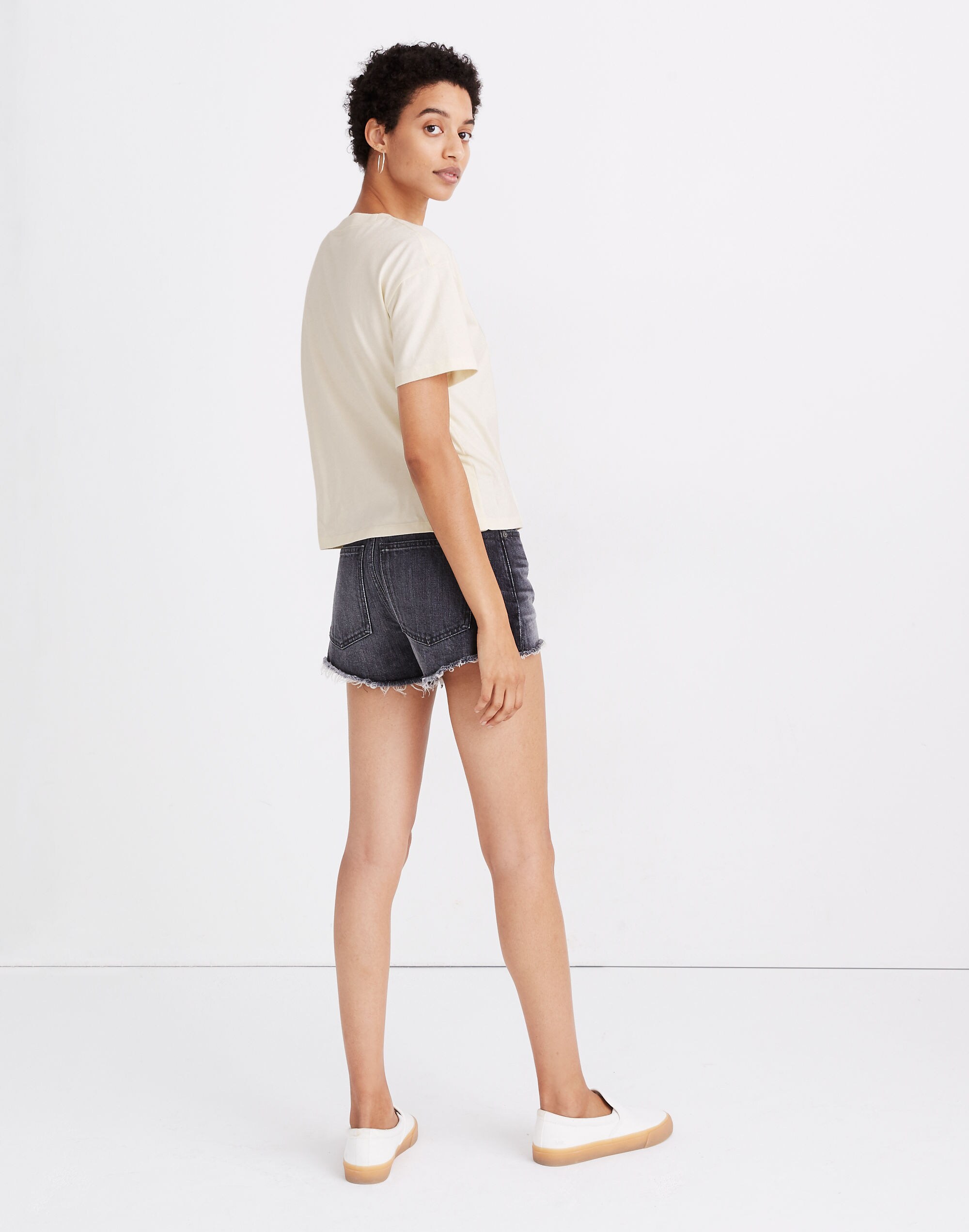 In the Desert Graphic Easy Crop Tee