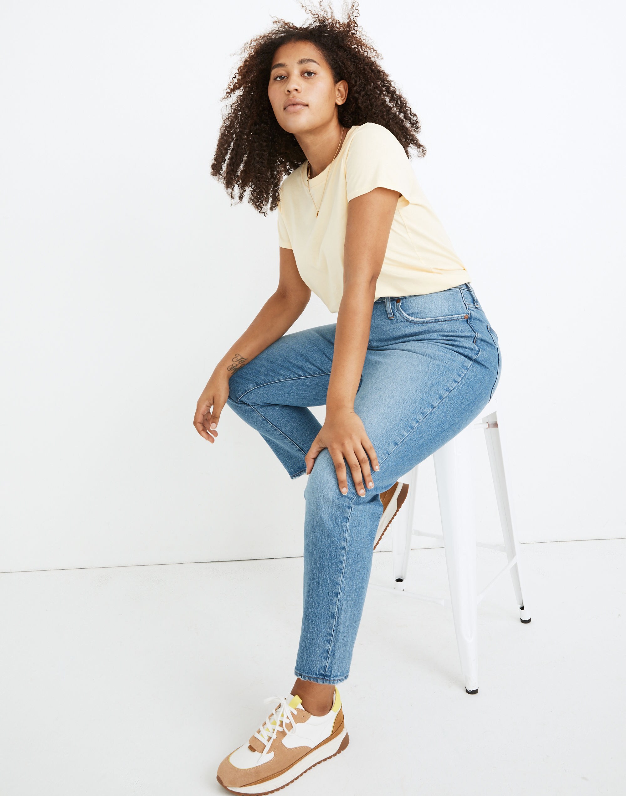 Classic Straight Jeans in Nearwood Wash
