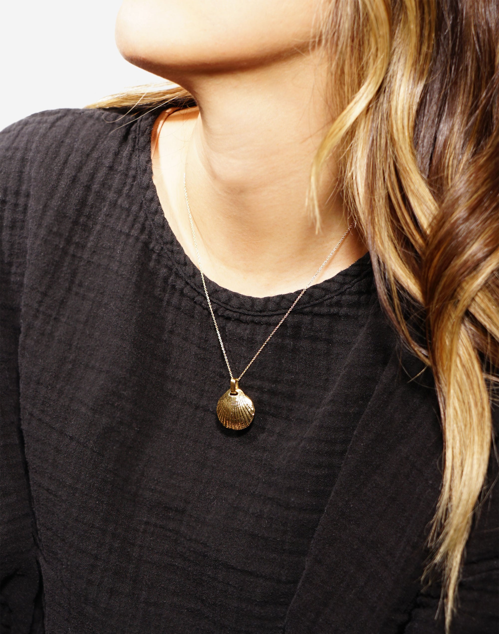 Odette New York® La Mer Shell Pendant Necklace