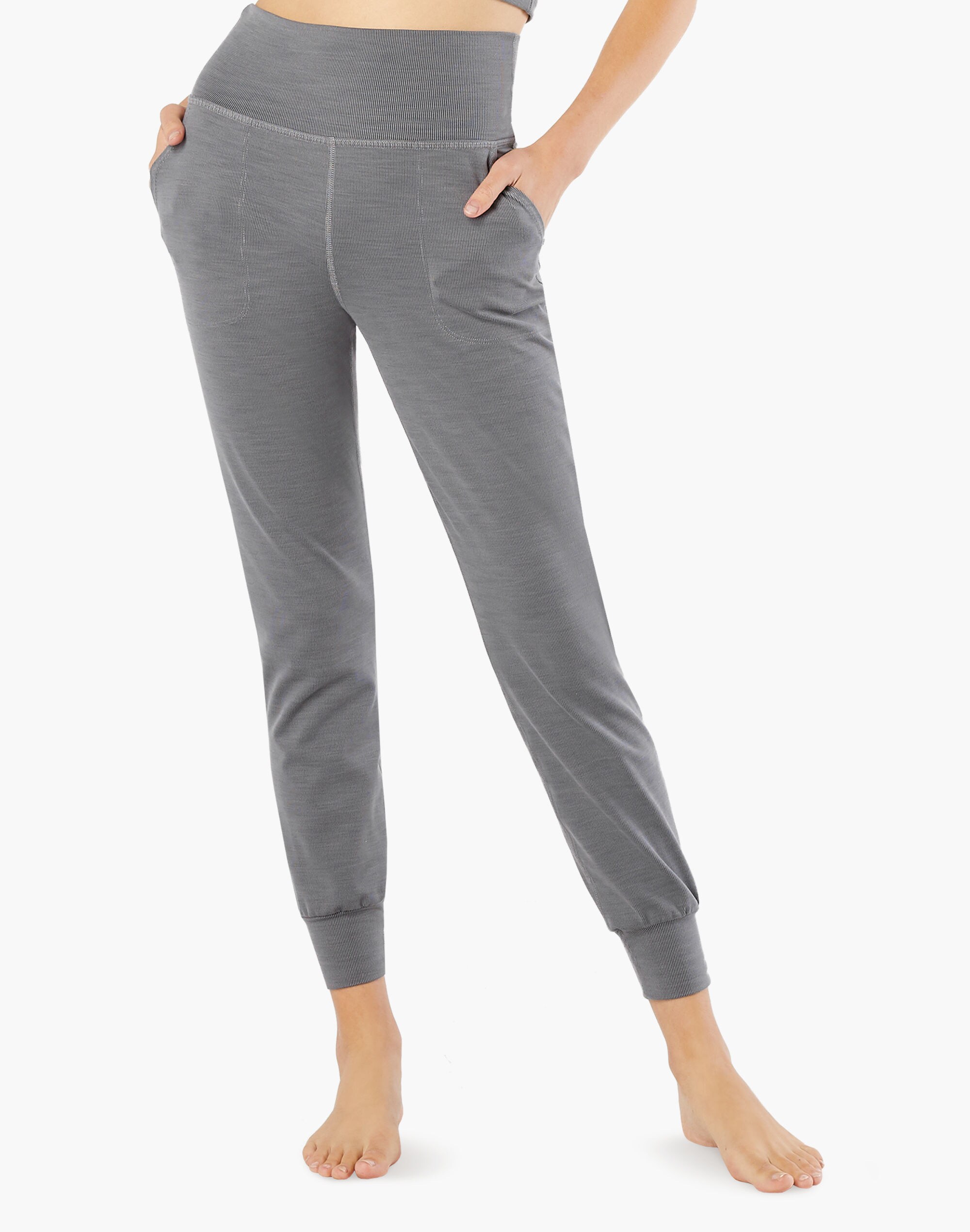 Beyond Yoga Midi Jogger Sweatpants in Heather Rib