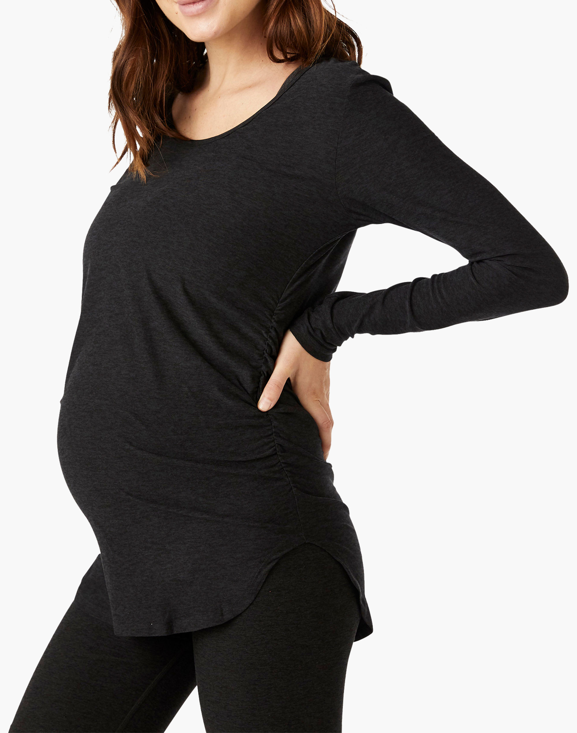 Beyond Yoga Maternity Cut and Run Pullover Top in Featherweight Spacedye