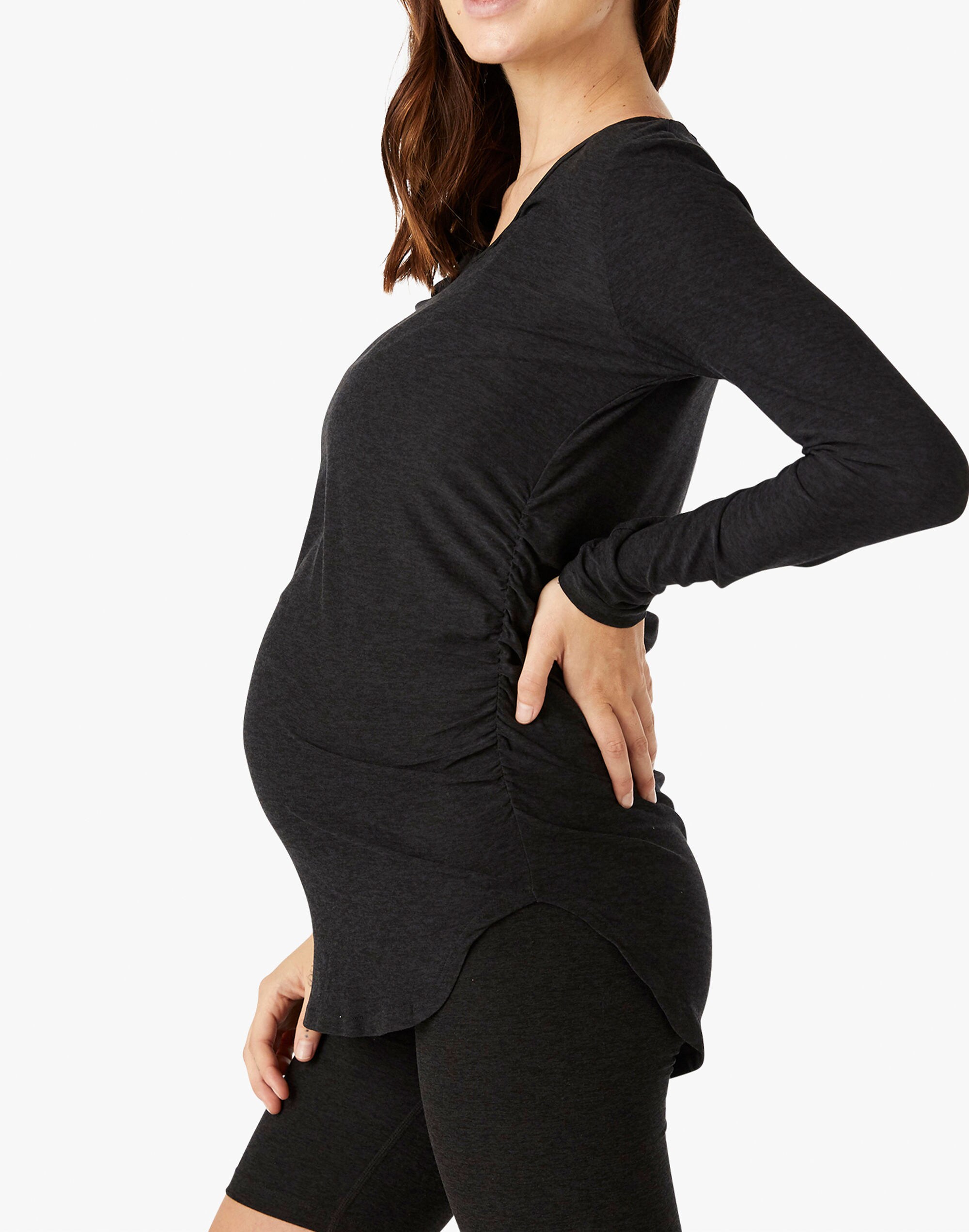 Beyond Yoga Maternity Cut and Run Pullover Top in Featherweight Spacedye