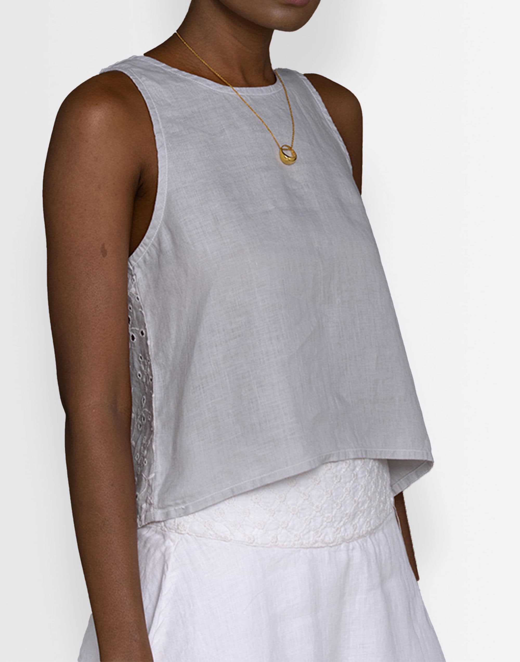 Reistor Hemp Eyelet-Back Sunshine and Streetlights Top