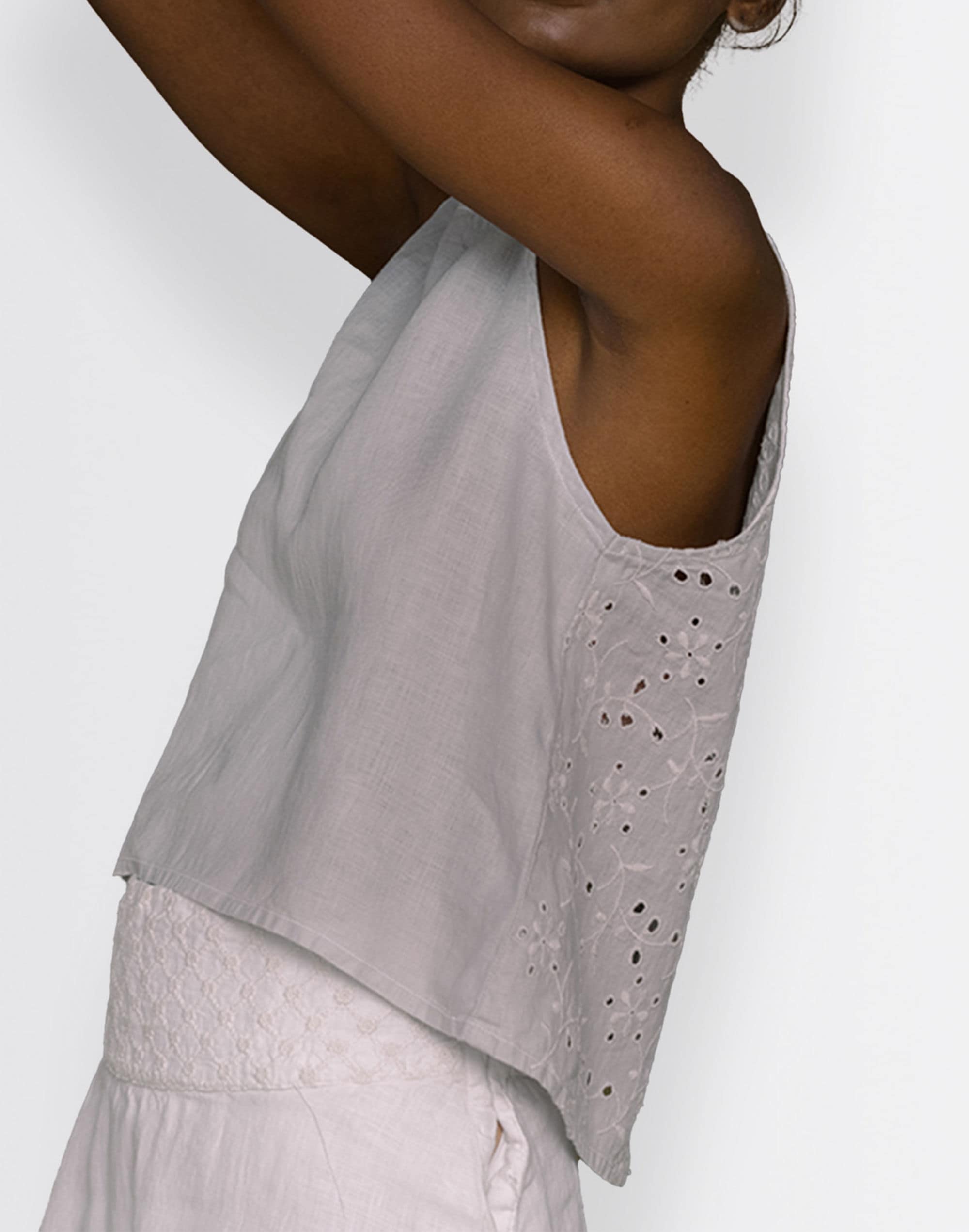 Reistor Hemp Eyelet-Back Sunshine and Streetlights Top