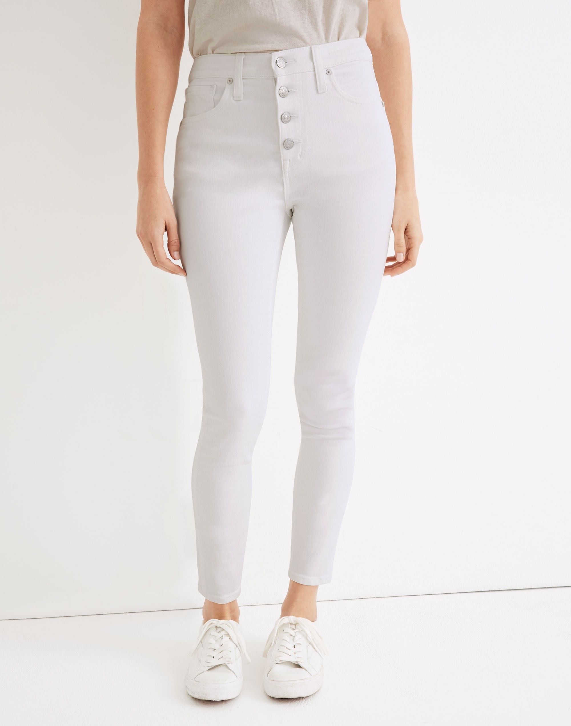 Curvy High-Rise Skinny Crop Jeans in Pure White: Button-Front Edition