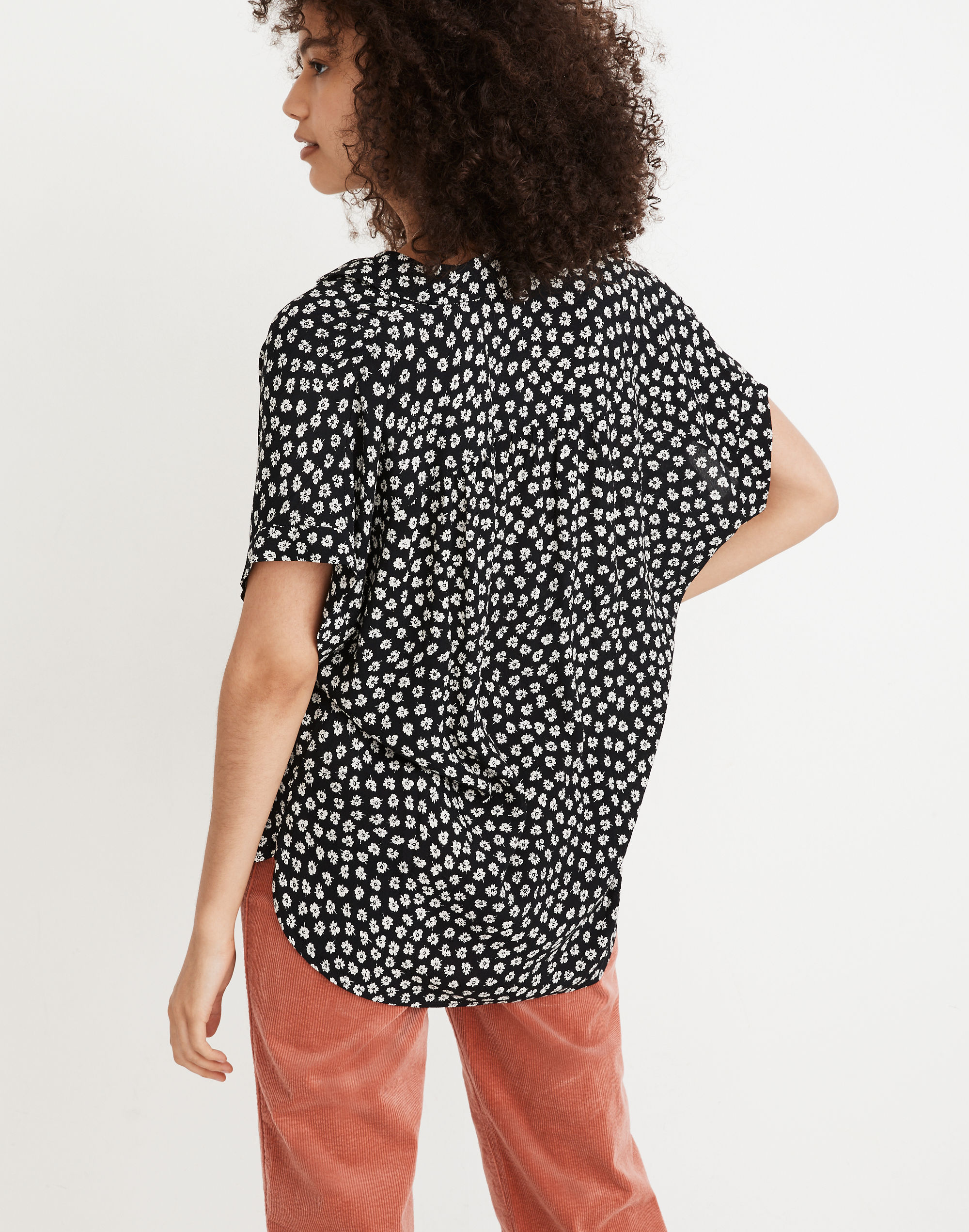 Central Drapey Shirt in Woodcut Flowers