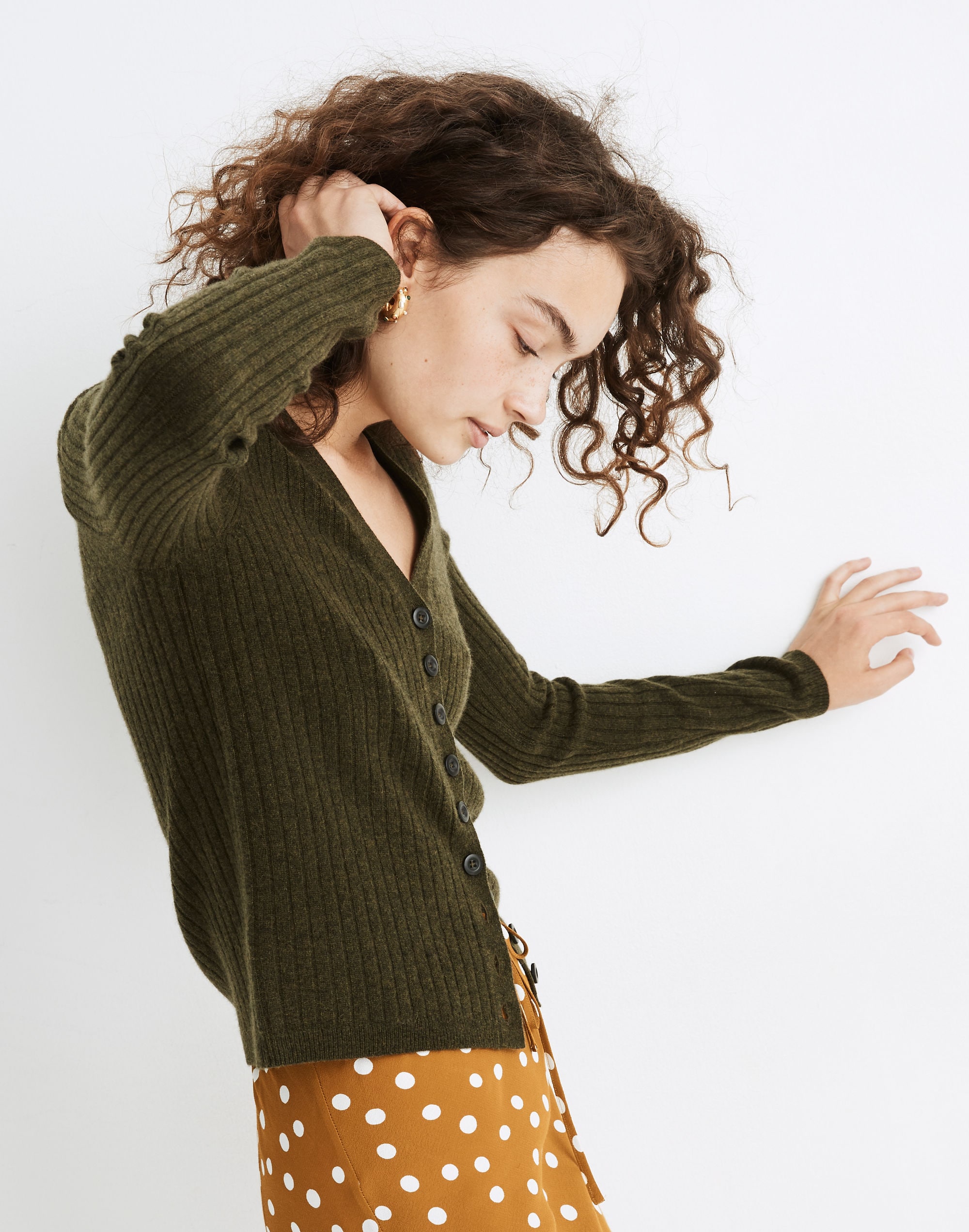 Cashmere Ribbed Slim Cardigan Sweater