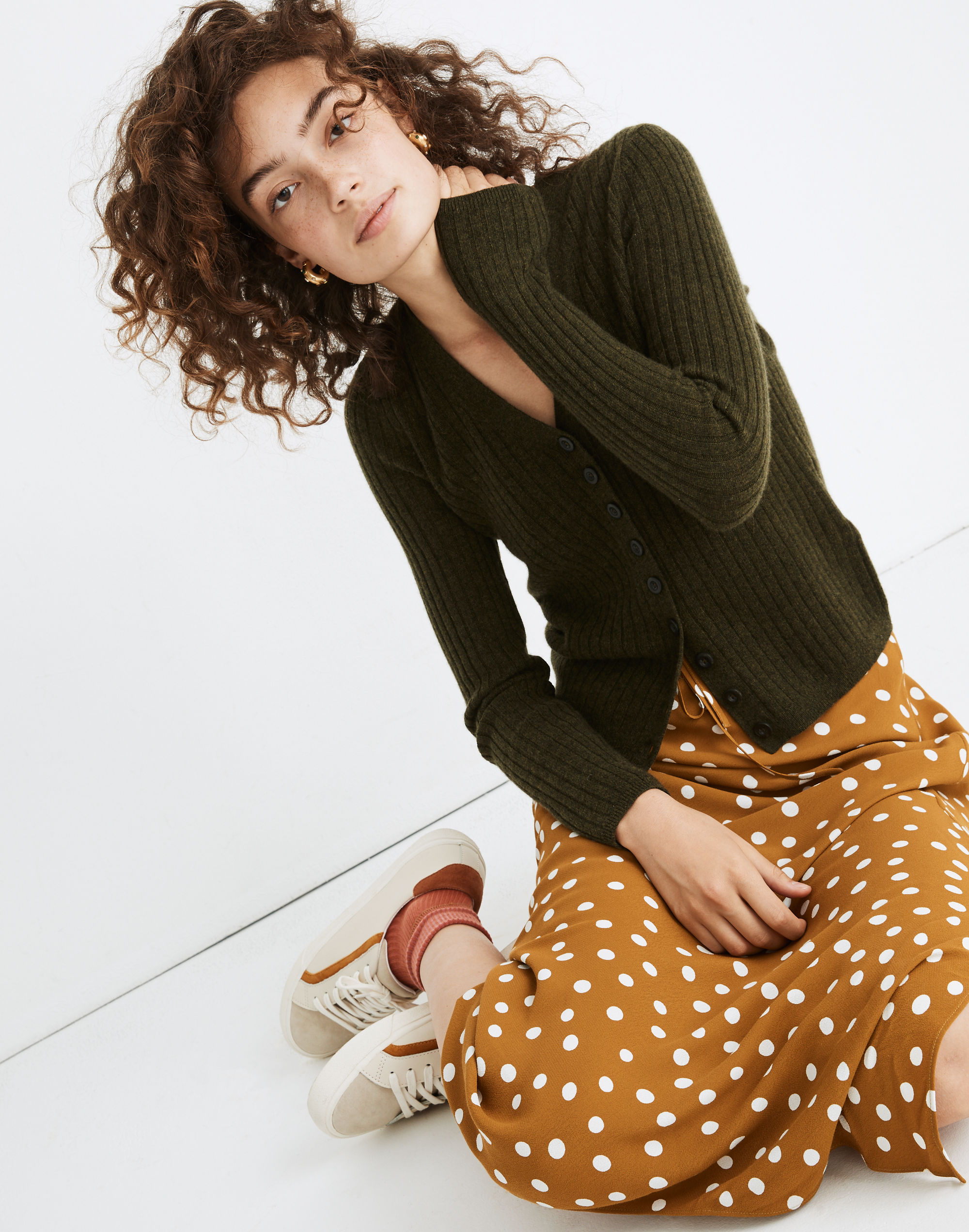 Cashmere Ribbed Slim Cardigan Sweater