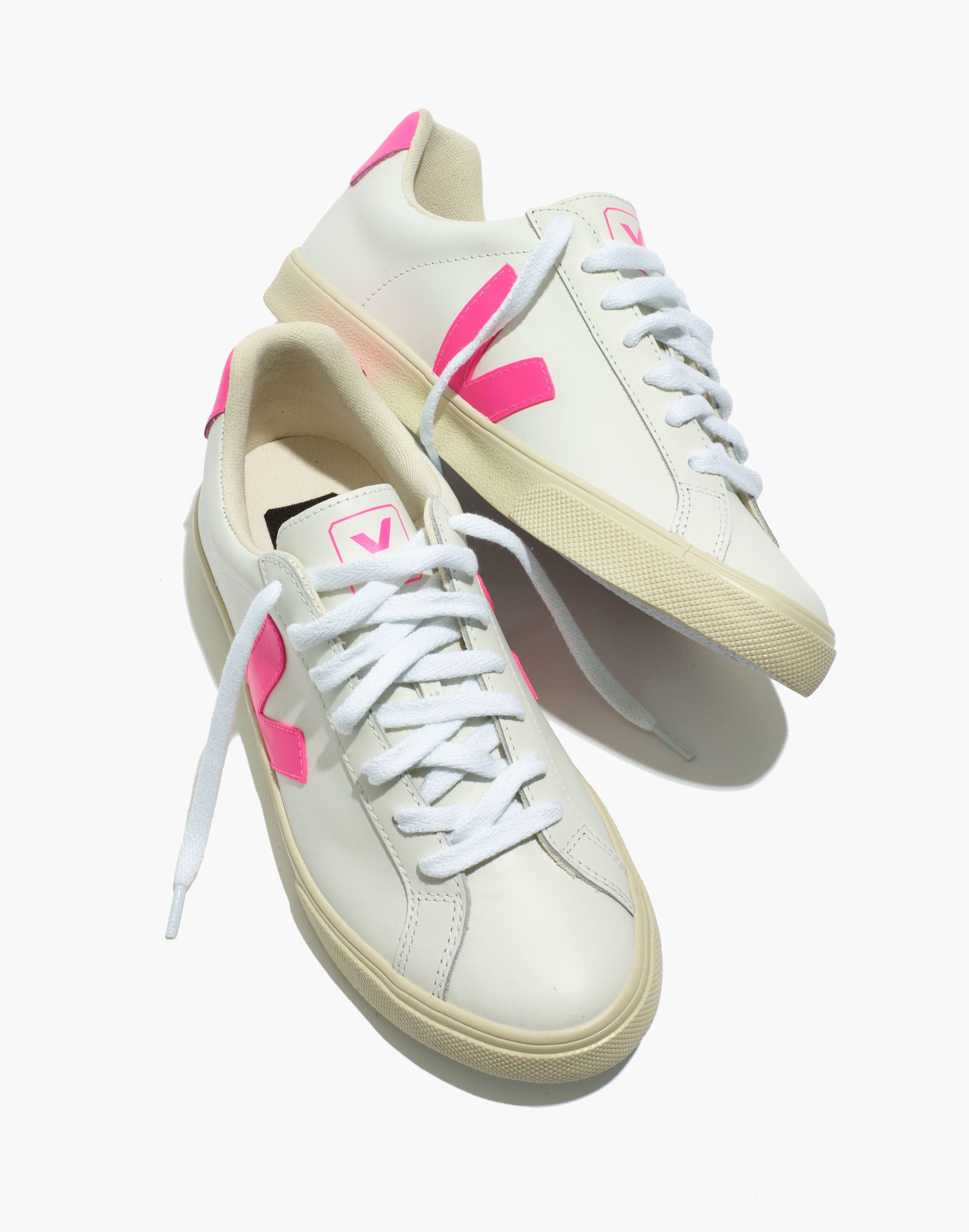 Veja&trade; Esplar Low Sneakers in Leather