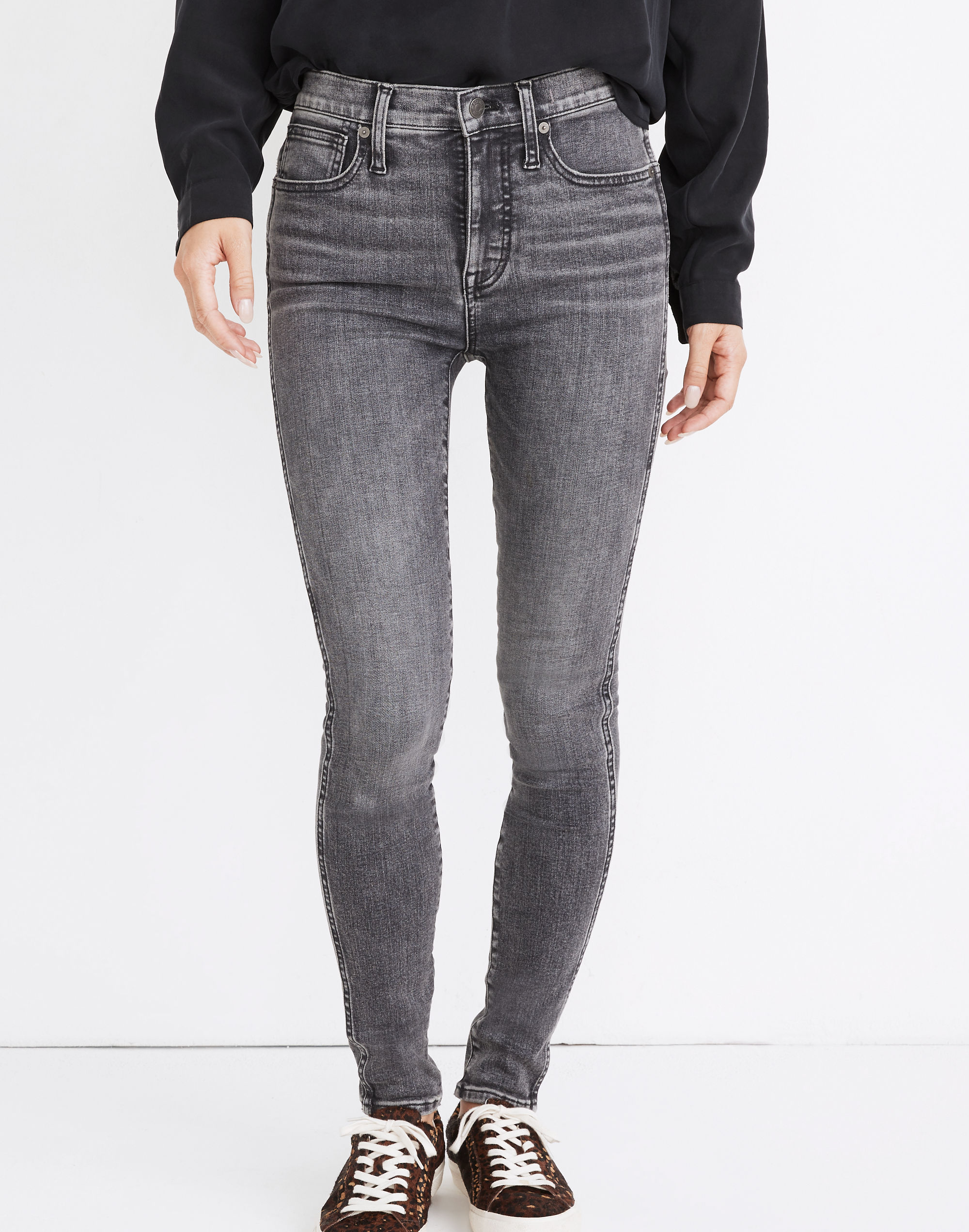 10" High-Rise Skinny Jeans in Oakwood Wash