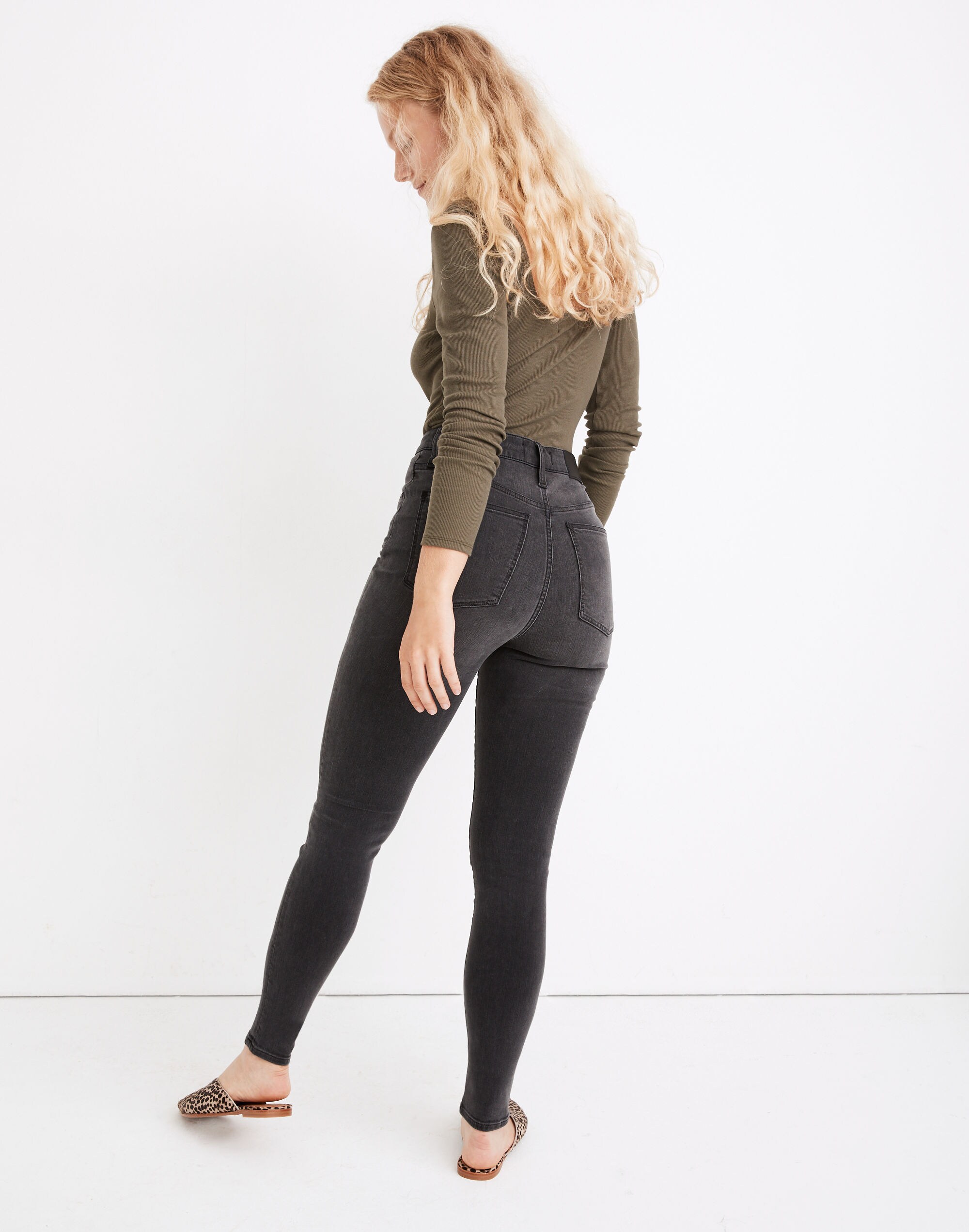 Tall Curvy Roadtripper Supersoft Jeans in Ashmont Wash