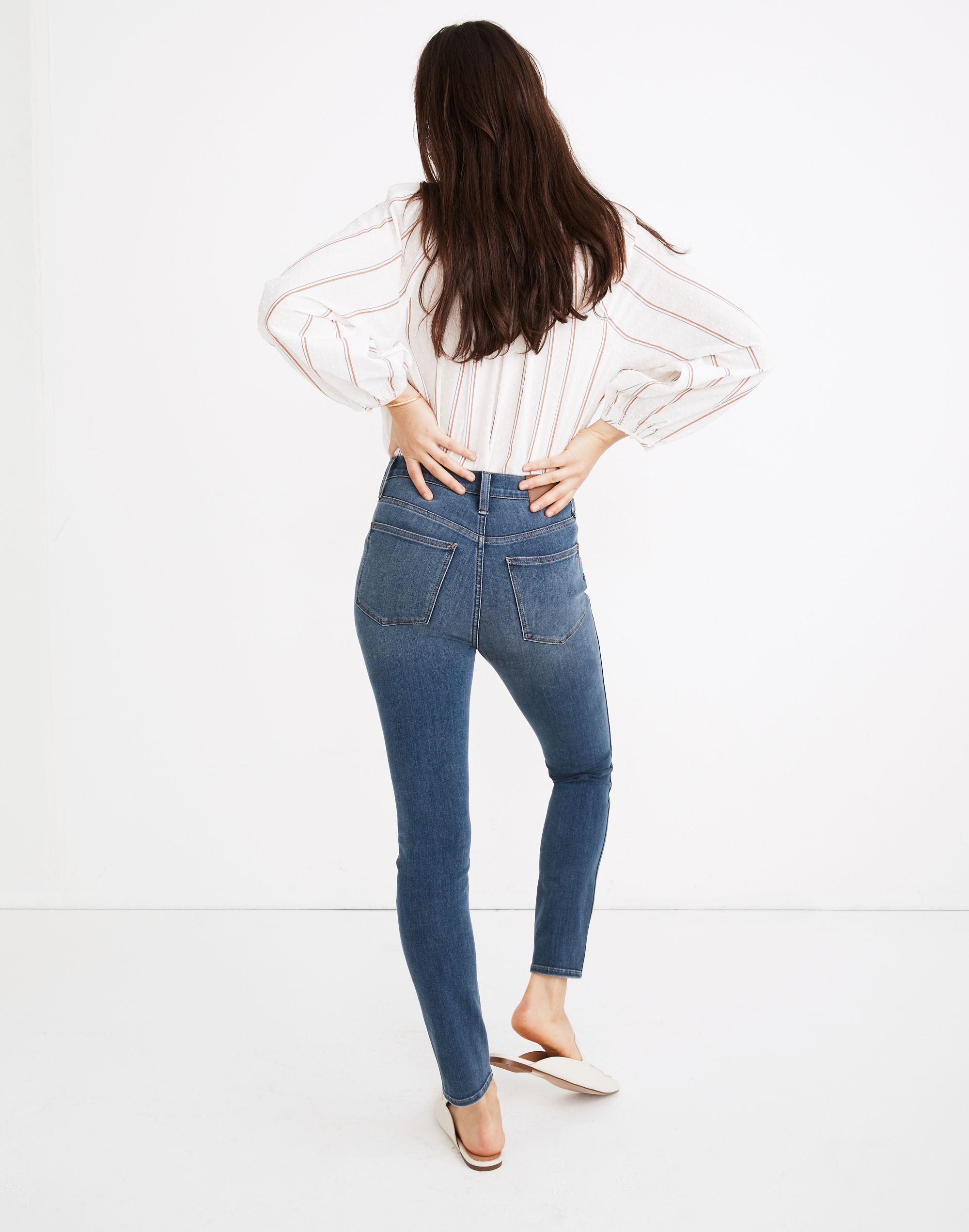 Petite 10" High-Rise Roadtripper Jeggings in Ellerby Wash: Zip Pocket Edition