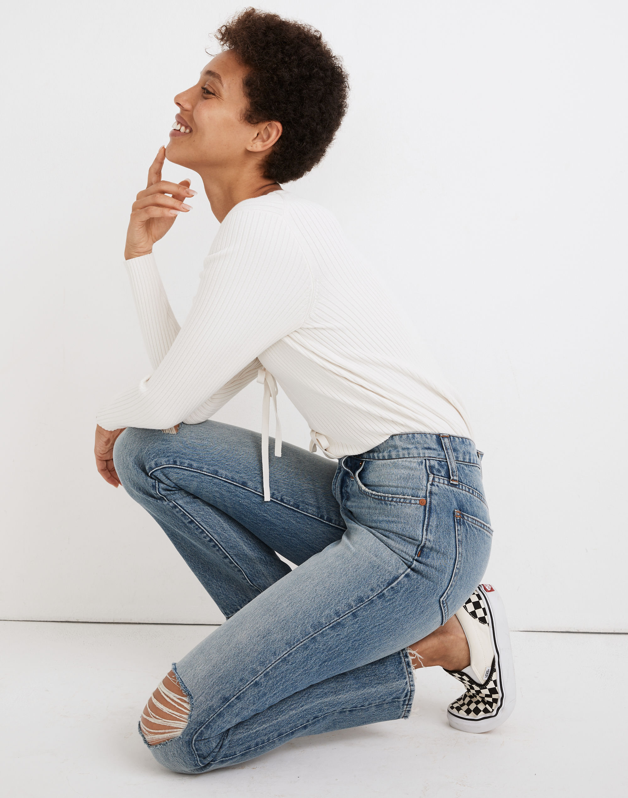 The Perfect Vintage Jean in Phillips Wash: Knee-Rips Edition