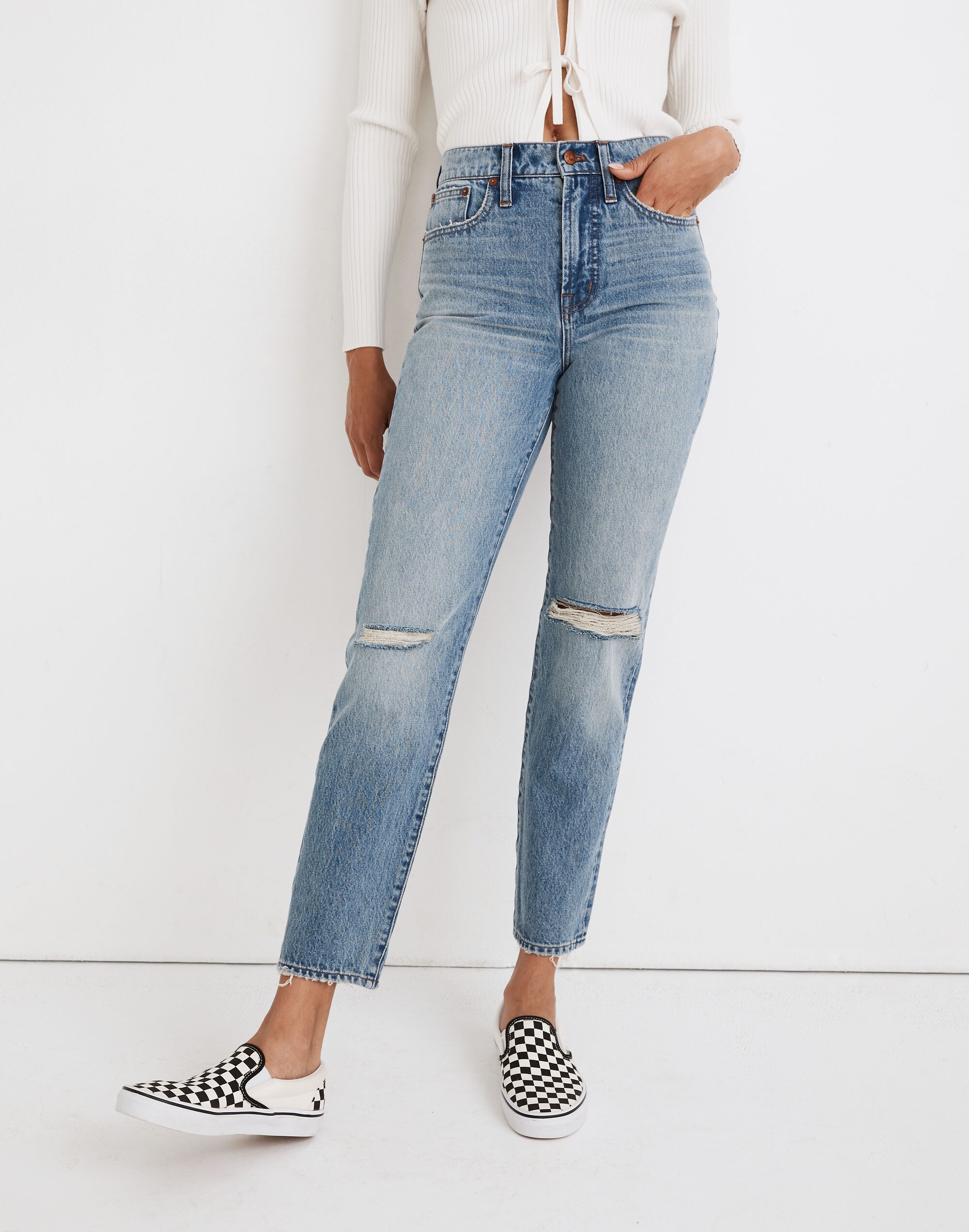 The Perfect Vintage Jean in Phillips Wash: Knee-Rips Edition