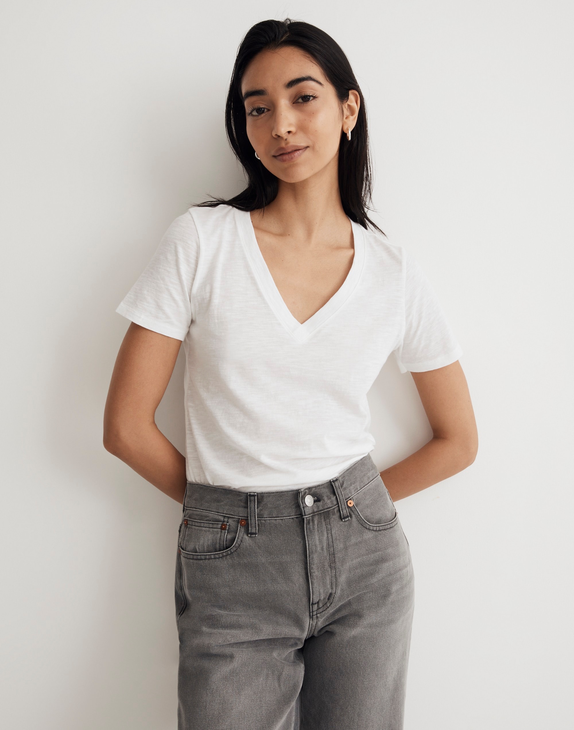 Whisper Cotton V-Neck Tee in optic white image 4