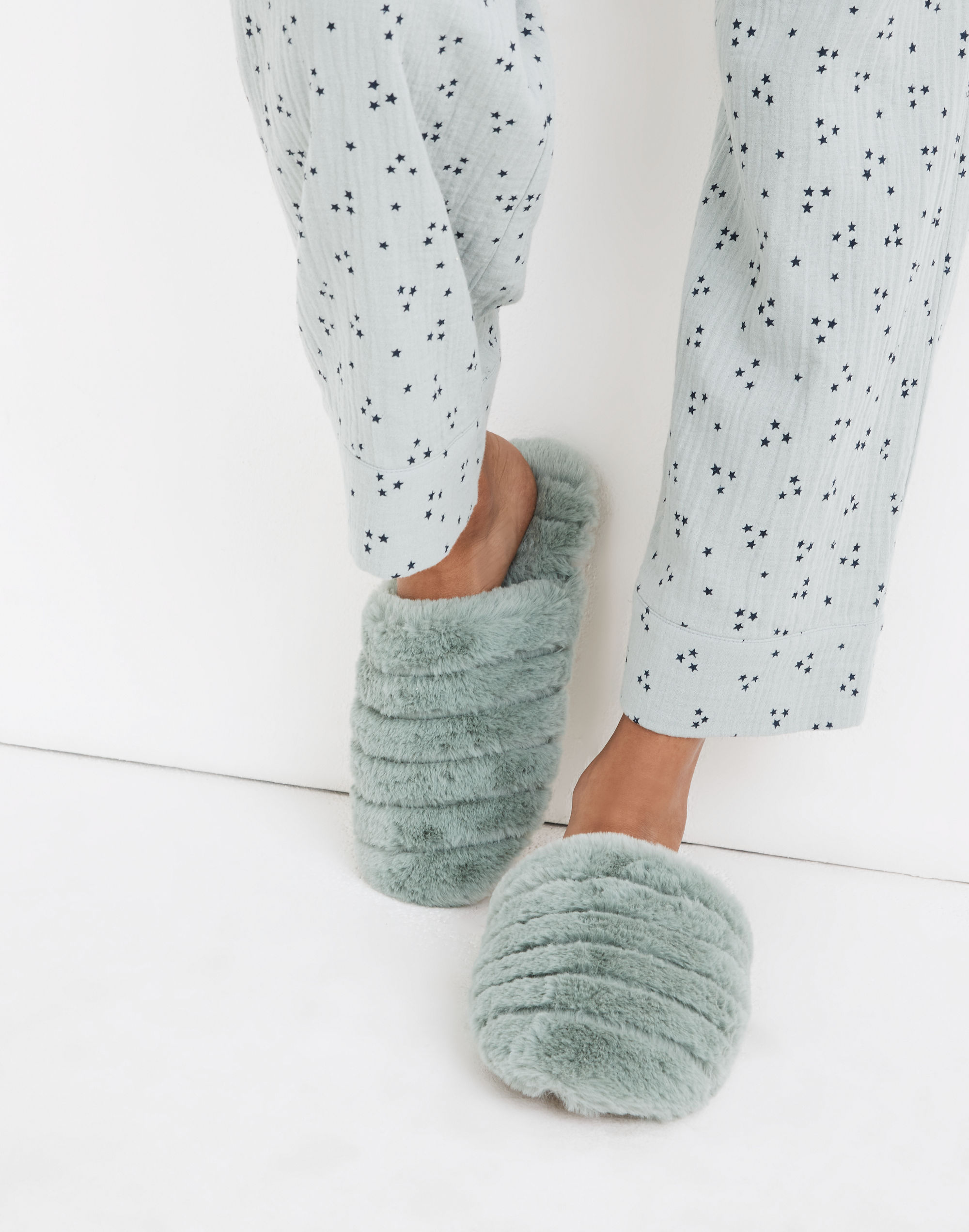 Quilted Scuff Slippers in Recycled Faux Fur