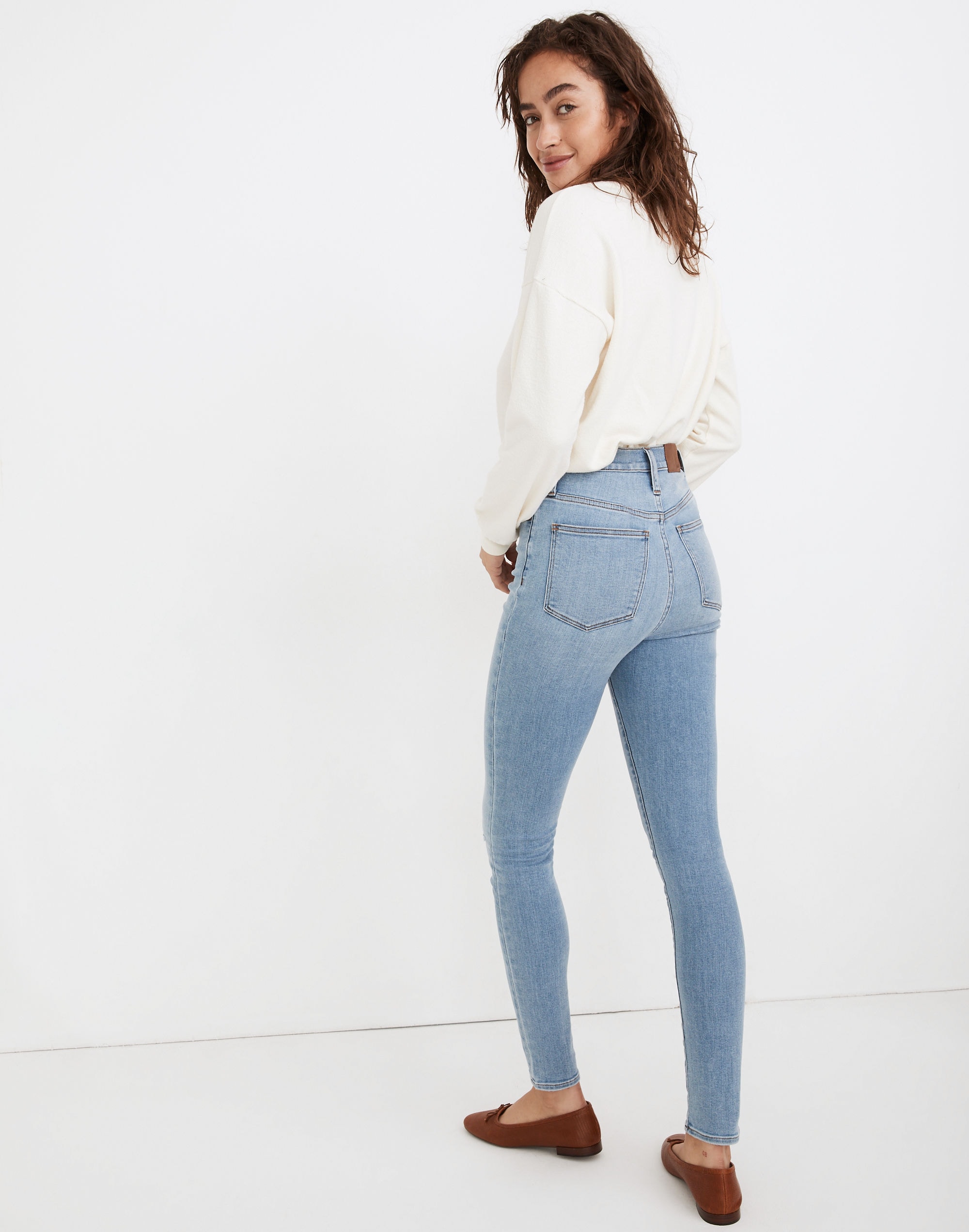 Petite 11" High-Rise Roadtripper Jeans in Beckwith Wash: Button-Front Edition